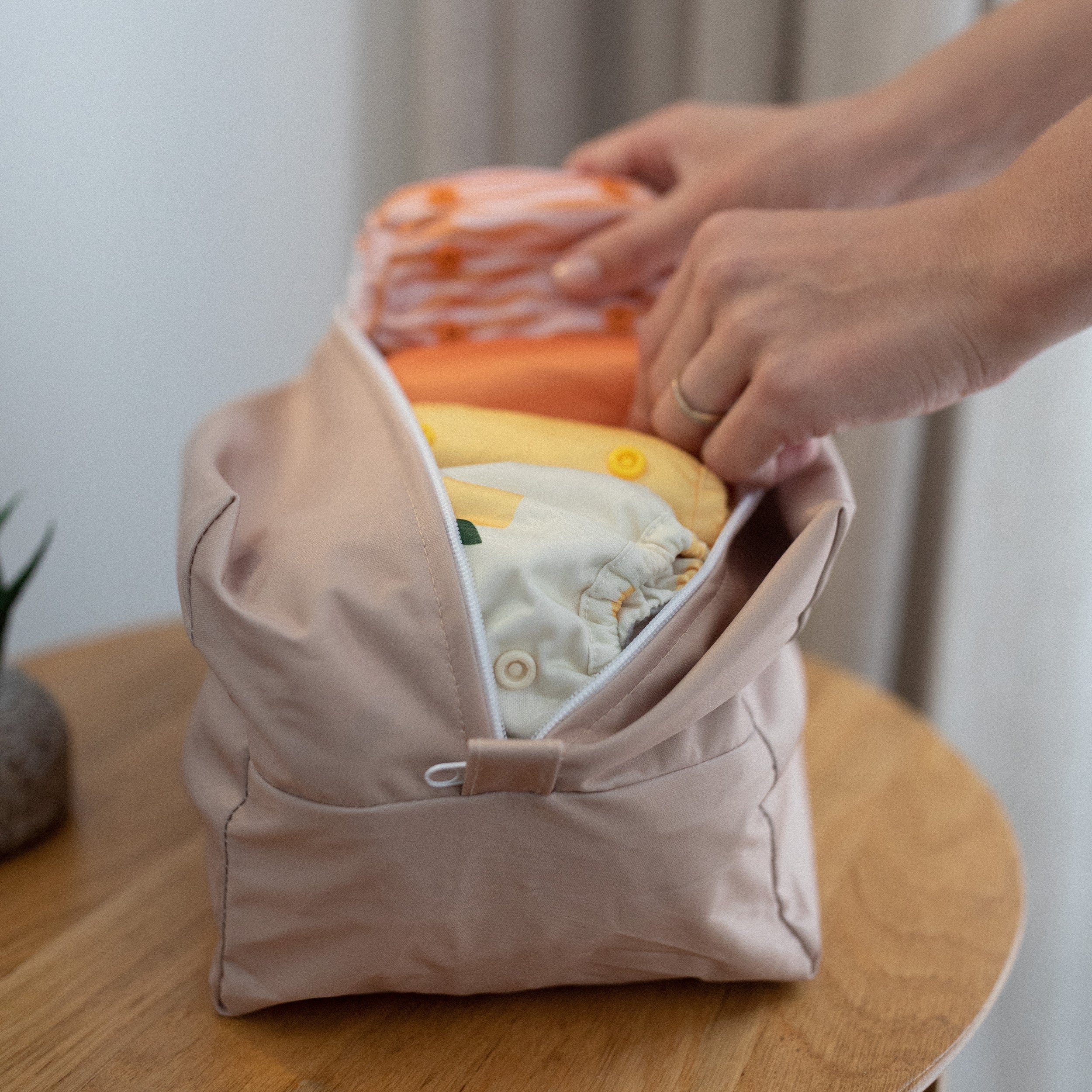 Pekpi Waterproof Wet Bag for Swimsuits & Diapers | Reusable & Leakproof Travel Organizer | Meadow Print | Perfect for Pool, Beach & Gym