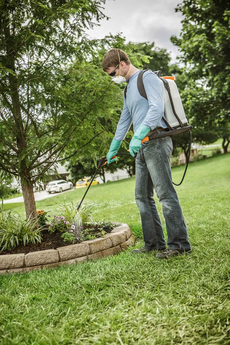 STIHL SG 71 Manual Backpack Sprayer - 3.7 Gallon Capacity for Lawn, Garden & Agricultural Use | Durable & Ergonomic Design for Weed Control, Fertilizing & Pest Spraying