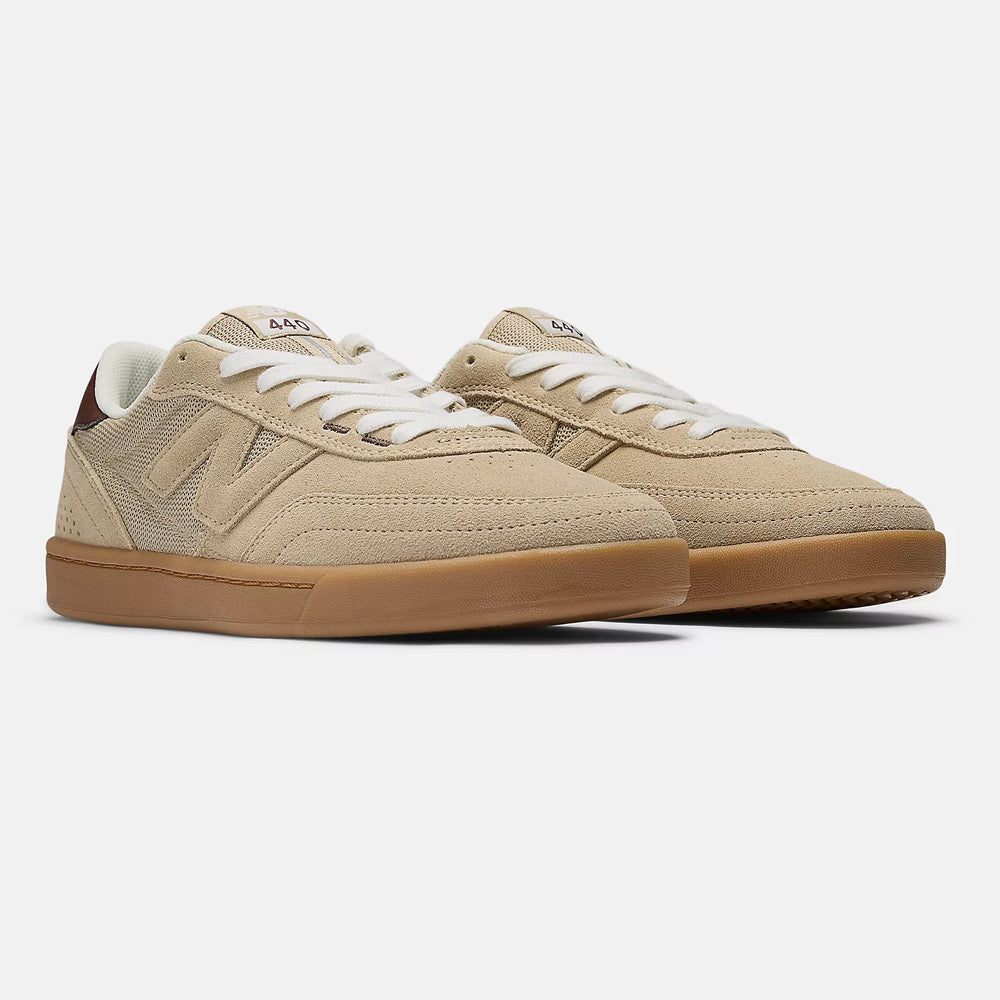 New Balance Numeric 440 V2 Low Wide Men's Skateboarding Shoes - Comfortable & Durable for Street Skating & Casual Wear