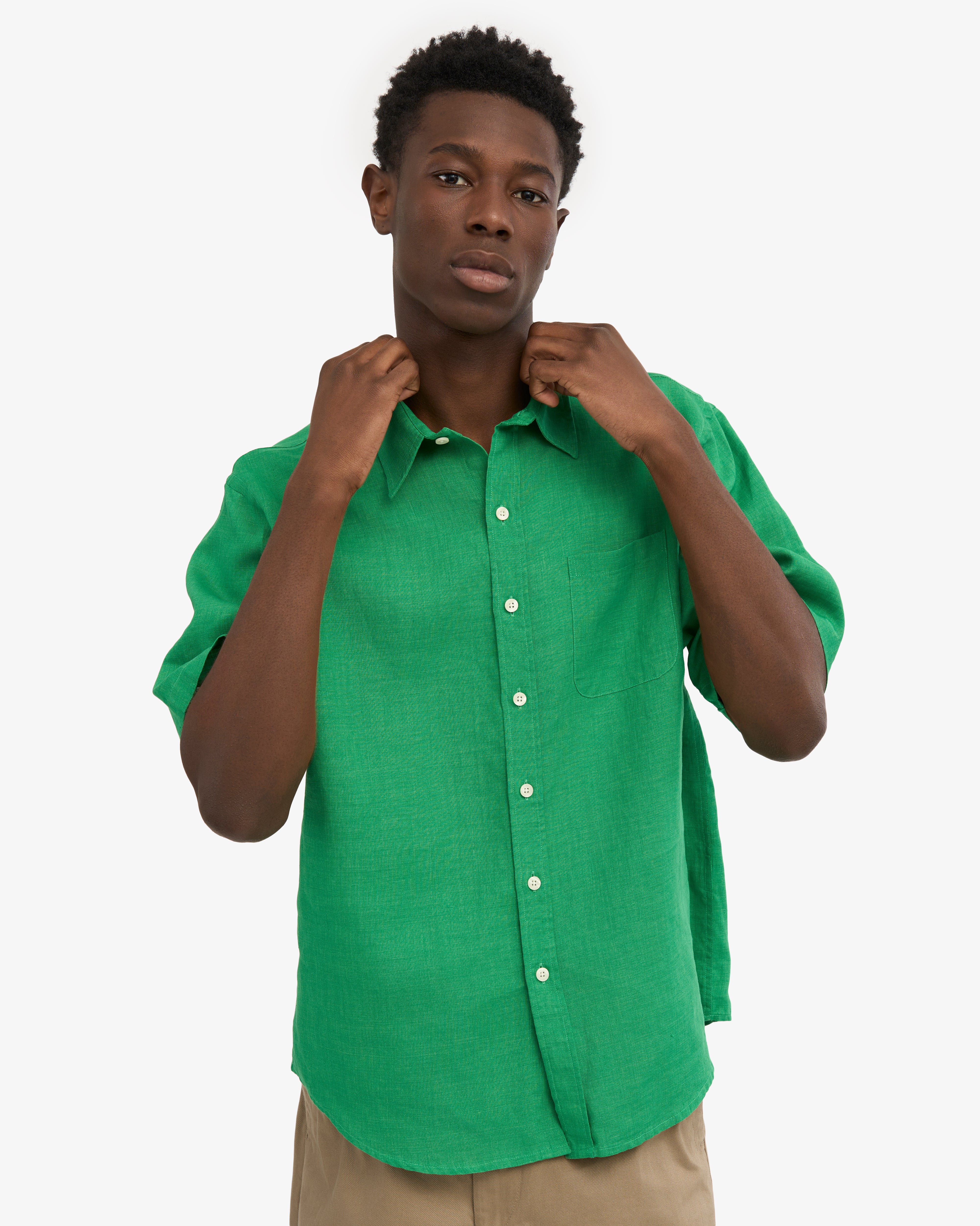 Premium Linen Short Sleeve Shirt for Men - Kelly Green Summer Casual Wear - Perfect for Beach Outings, Vacation & Outdoor Activities