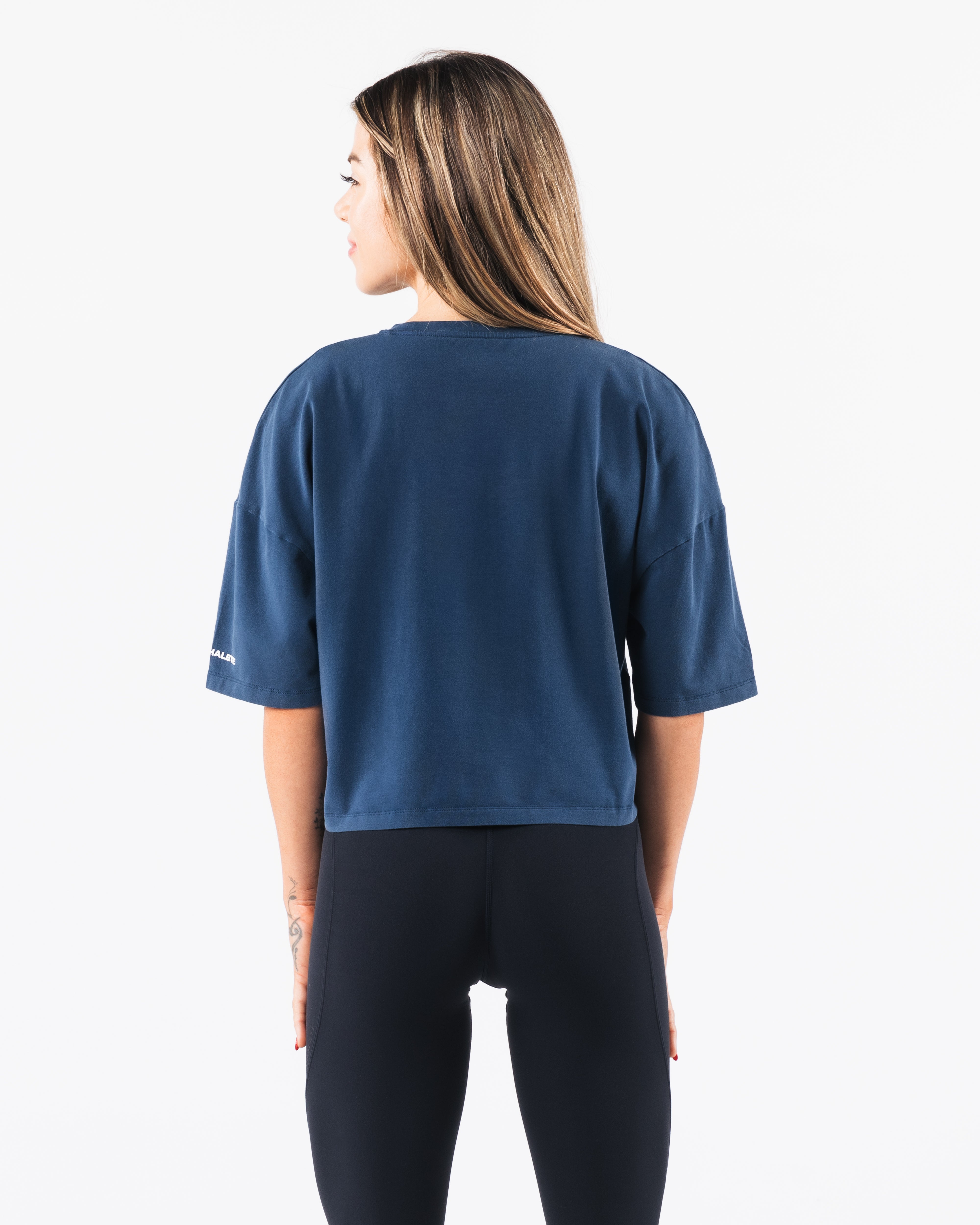 Wolf Print Crop Top Tee - Women's Vintage Denim Shirt for Casual Wear & Street Style Fashion
