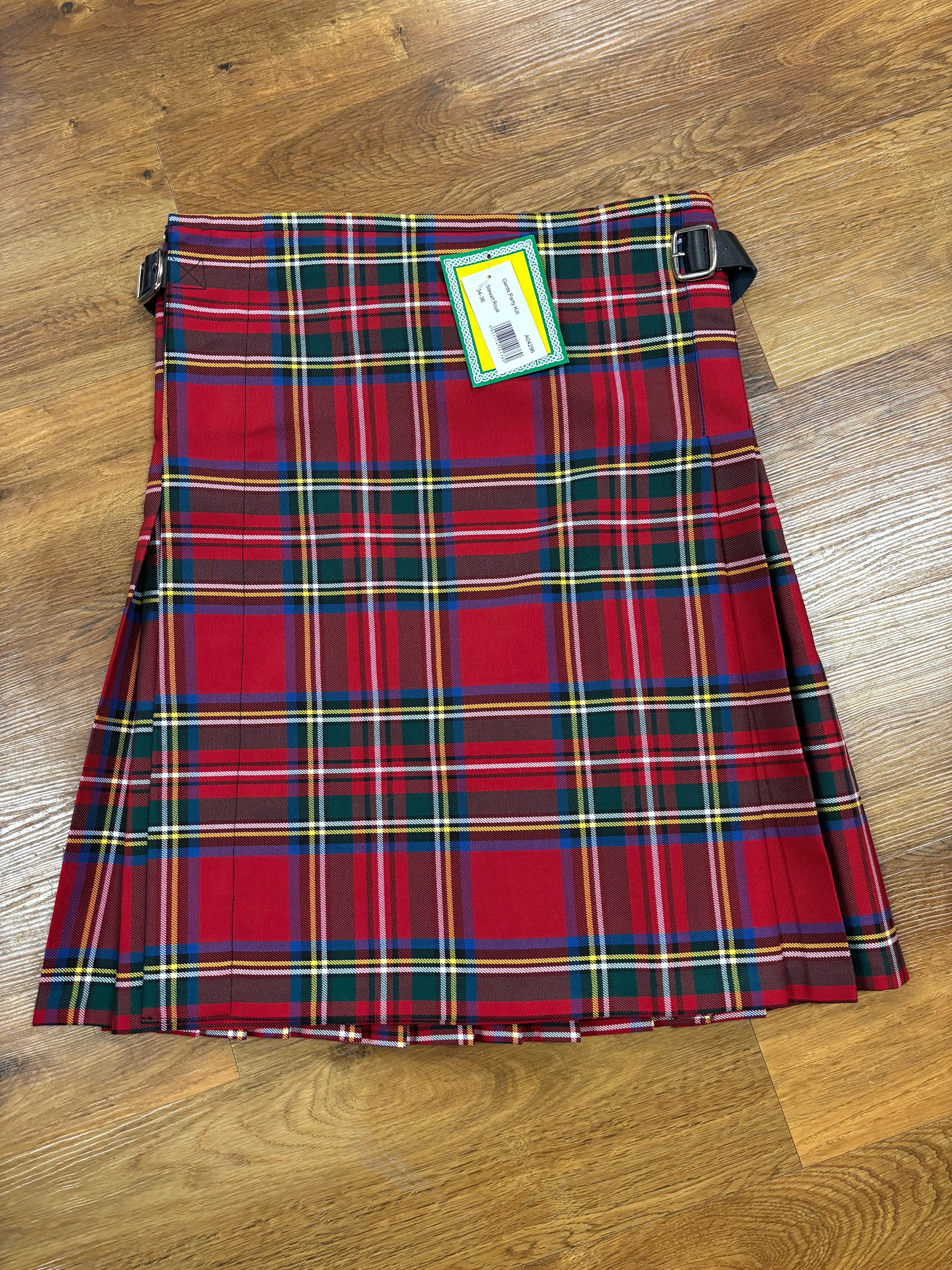 6 Yard Poly Viscose Football Kilt - Royal Stewart Tartan - Size 34/36 - Perfect for Scottish Festivals, Sports Events & Cosplay