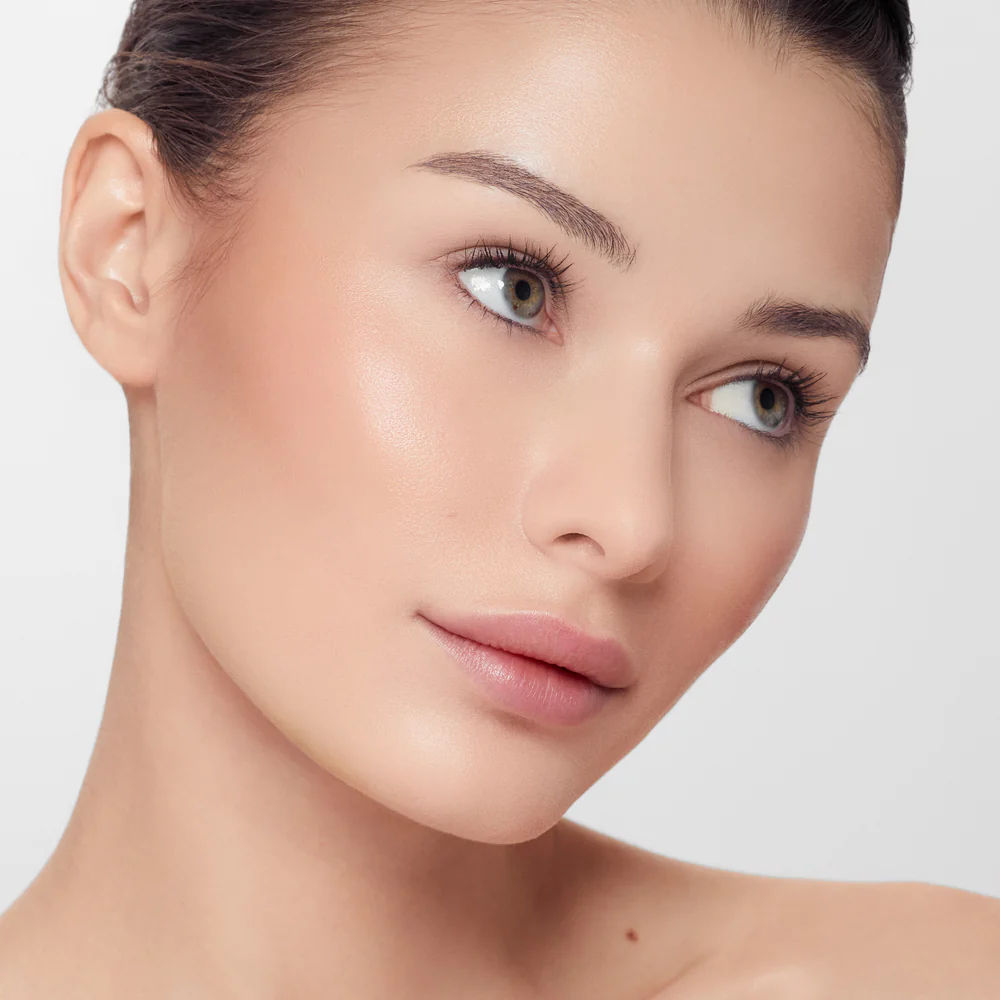 Radiant Illuminating Face Primer - Glow Boosting & Hydrating Makeup Base for Flawless Skin | Perfect for Daily Wear & Special Occasions