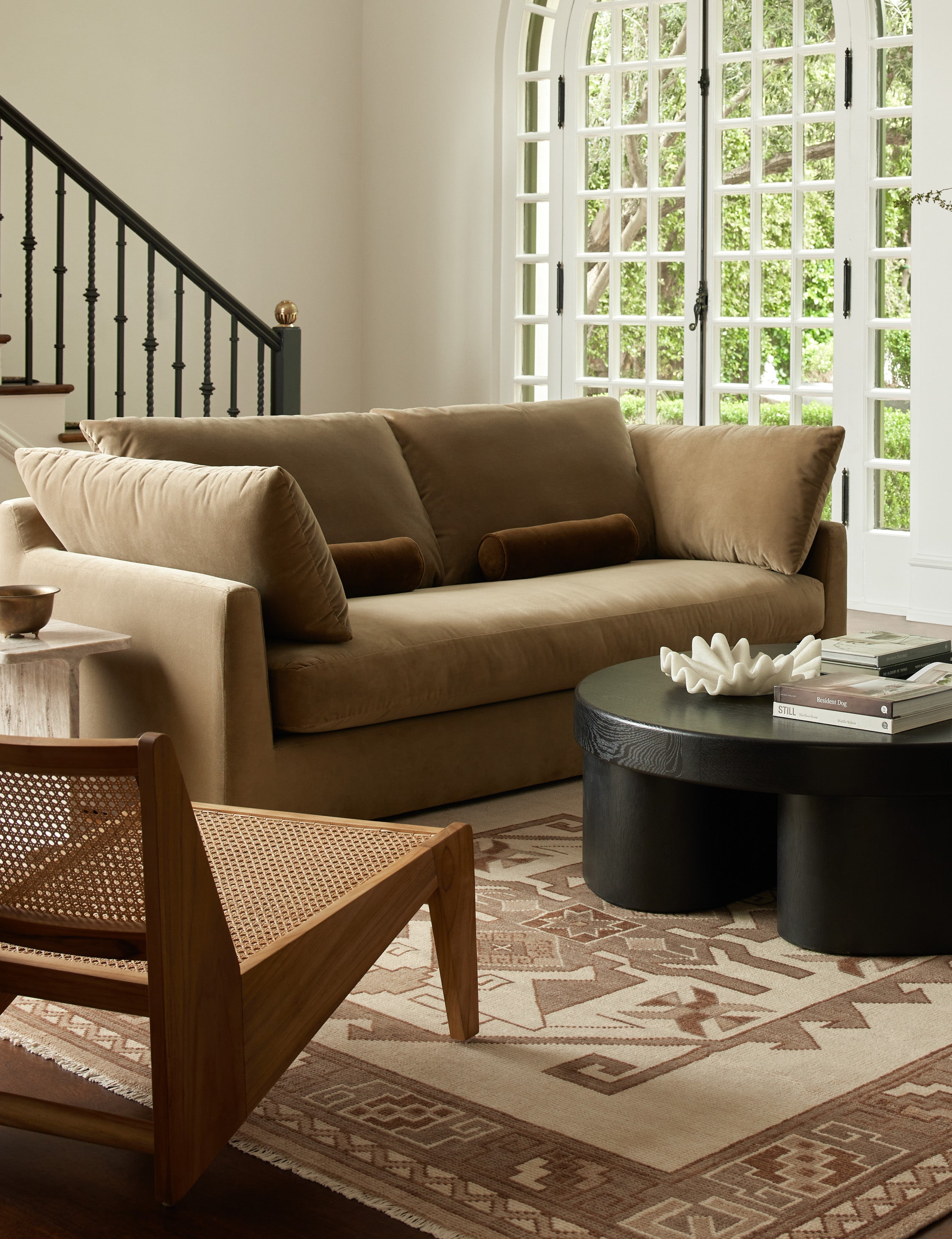 Cashel Sofa - Modern Comfortable Sectional Couch for Living Room, Lounge & Family Room - Soft Fabric Upholstery with Sturdy Frame - Perfect for Relaxing, Entertaining & Movie Nights