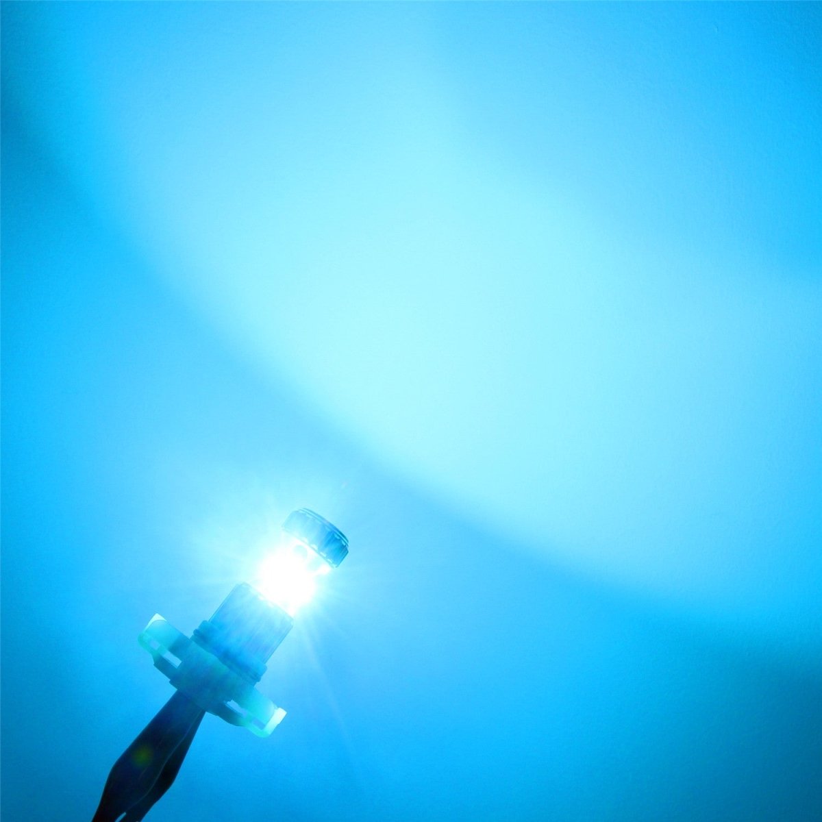 3000LM PS19W 5202 LED Fog Light Bulbs - Super Bright PS24WFF 5201 DRL Replacement - Perfect for Off-Road, Trucks & SUVs in Foggy or Low Visibility Conditions