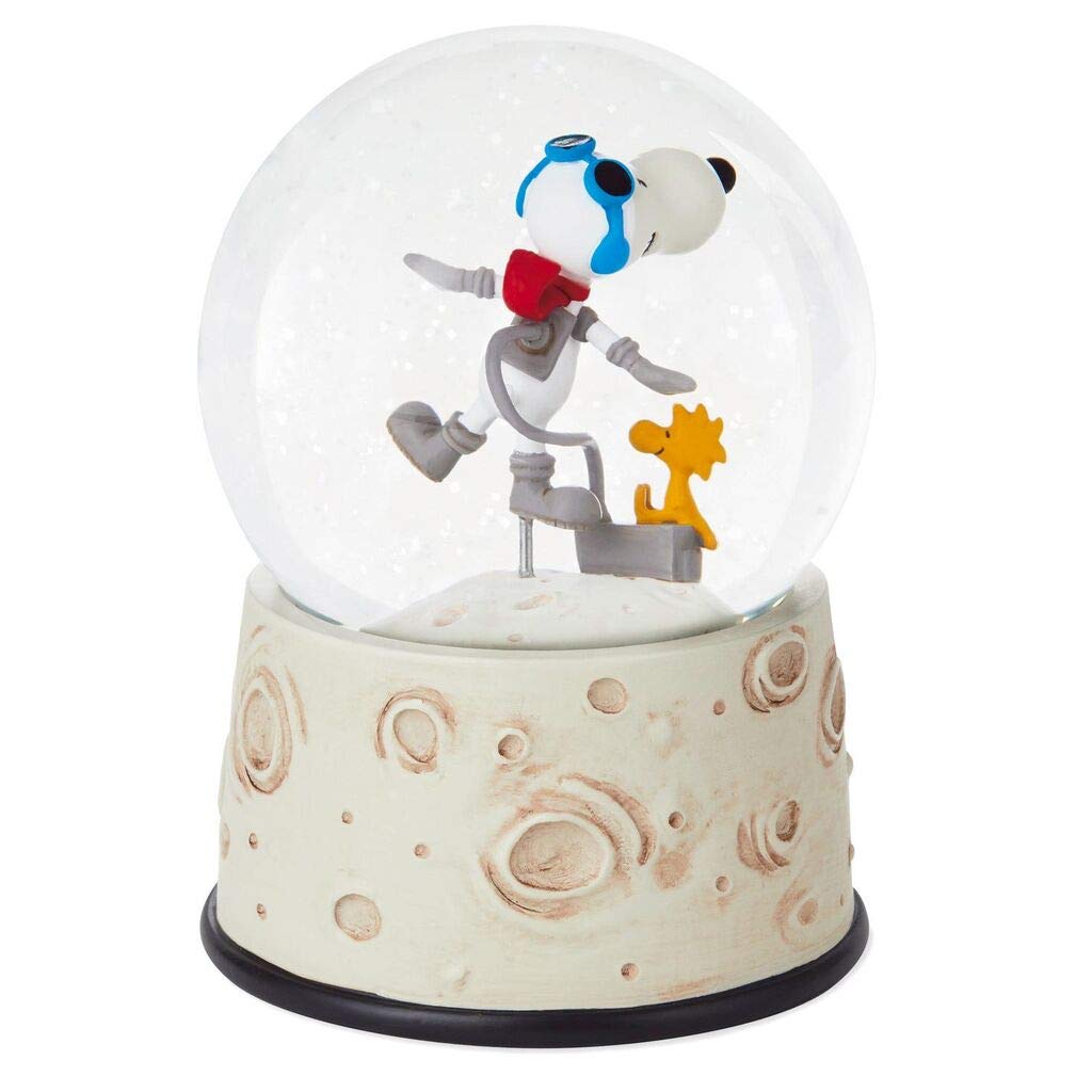 Peanuts Make Space for Friends Astronaut Snoopy Snow Globe - Collectible Movie & TV Memorabilia - Perfect for Christmas Gifts, Home Decor, and Peanuts Fans Collection