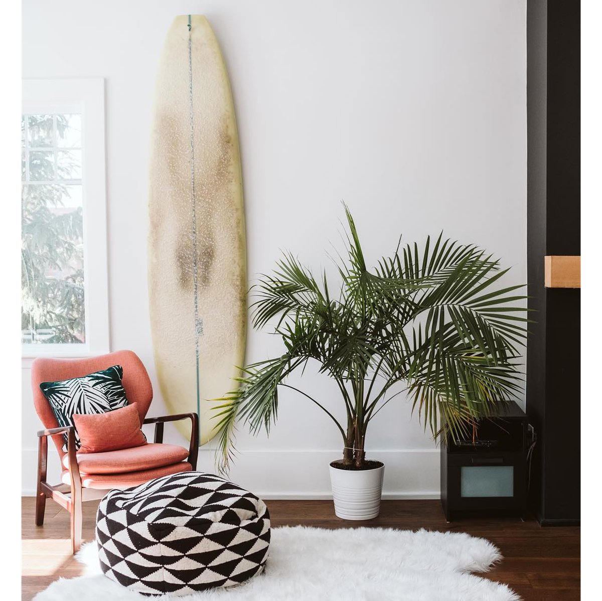 Shepps/Gnarwall Surfboard Wall Mount Hooks - Single Fin Surfboard Rack for Secure Storage - Perfect for Garage, Bedroom, or Beach House Organization