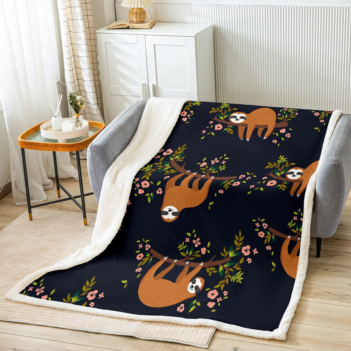 Soft Microfiber Fuzzy Sloth Throw Blanket - 40x50 Inch Cartoon Animal Fleece Blanket for Kids, Teens & Adults - Cute Castle Fairy Sloths with Flowers & Leaves Design - Perfect for Bedroom Decor, Sofa, Couch & Gift Giving