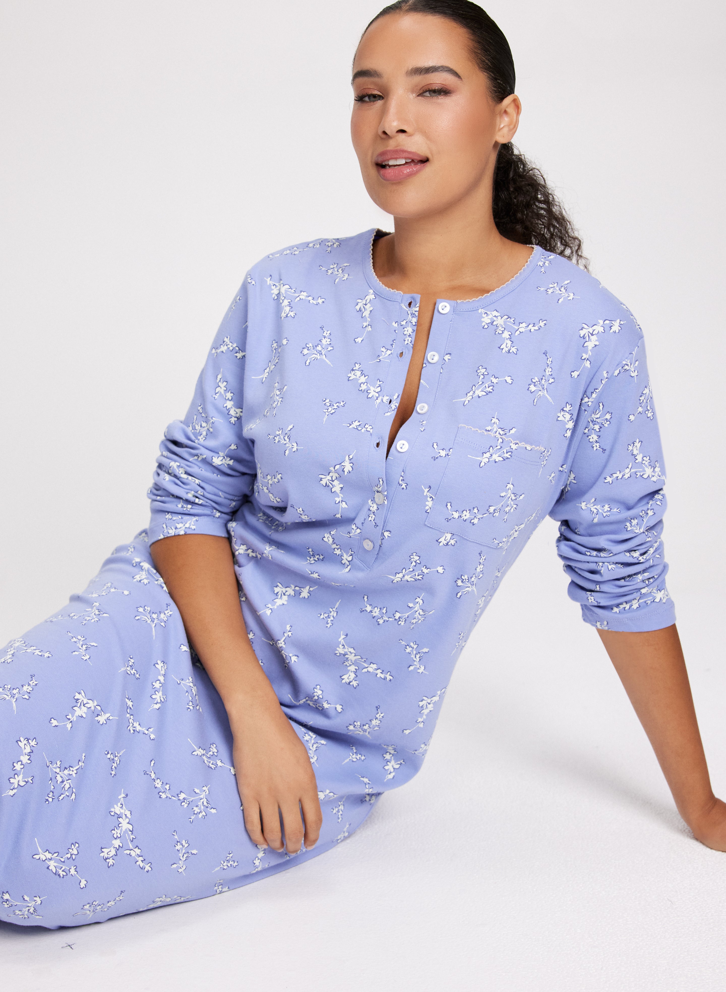 Floral Print Long Nightgown for Women - Soft Comfortable Sleepwear - Perfect for Relaxing at Home or Gift Giving