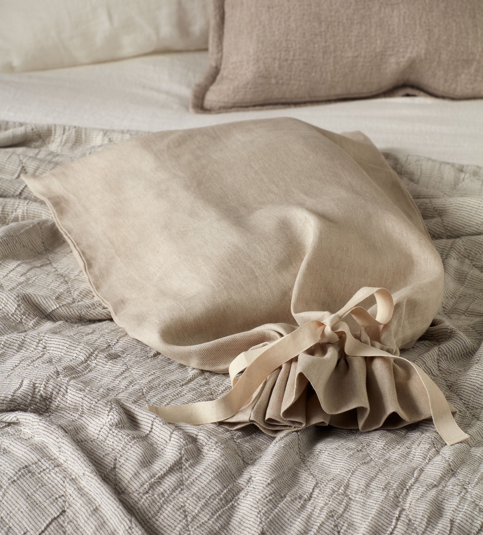 Natural Bobby Cotton Linen Storage Bags - Eco-Friendly Organizer for Clothes, Blankets & Toys | Perfect for Home, Nursery & Travel Organization