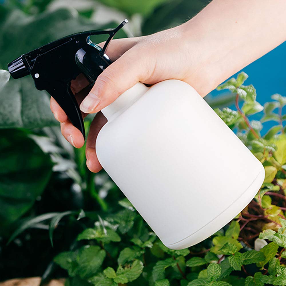 600ml Blue Plastic Spray Bottle - Empty Refillable Water Sprayer for Cleaning, Gardening & Hair Care | Durable & Leak-Proof Design