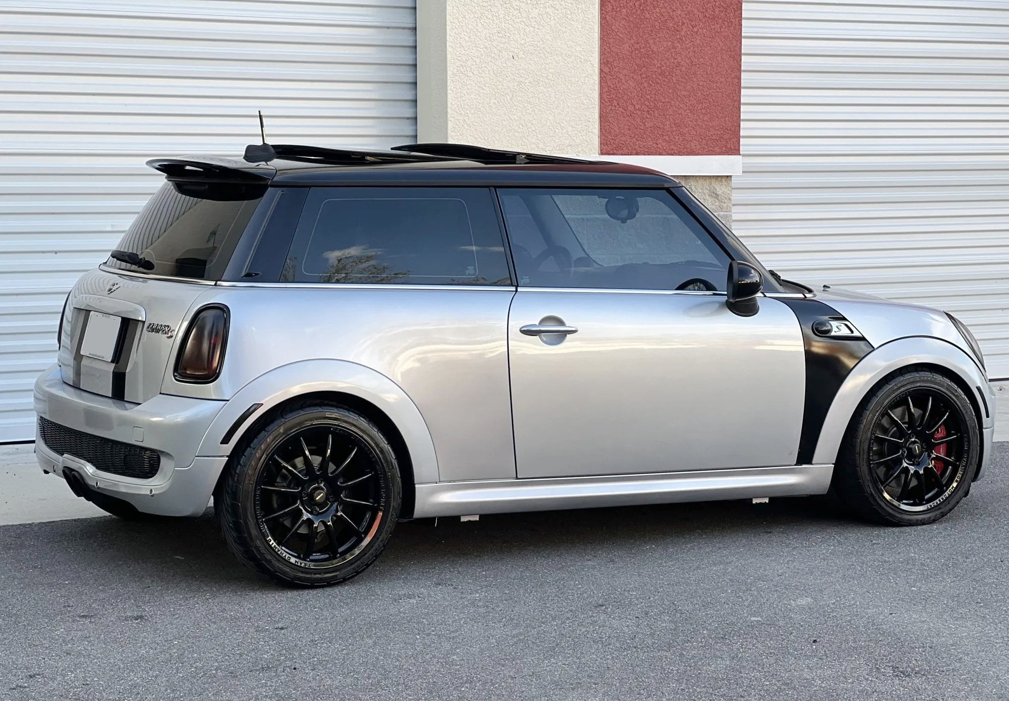 4pc Set Smoked Lens Wheel Arch Side Marker Lamps for 2007-2013 Gen2 MINI Cooper | Enhanced Visibility & Style Upgrade | Perfect for Night Driving & Custom Car Modifications