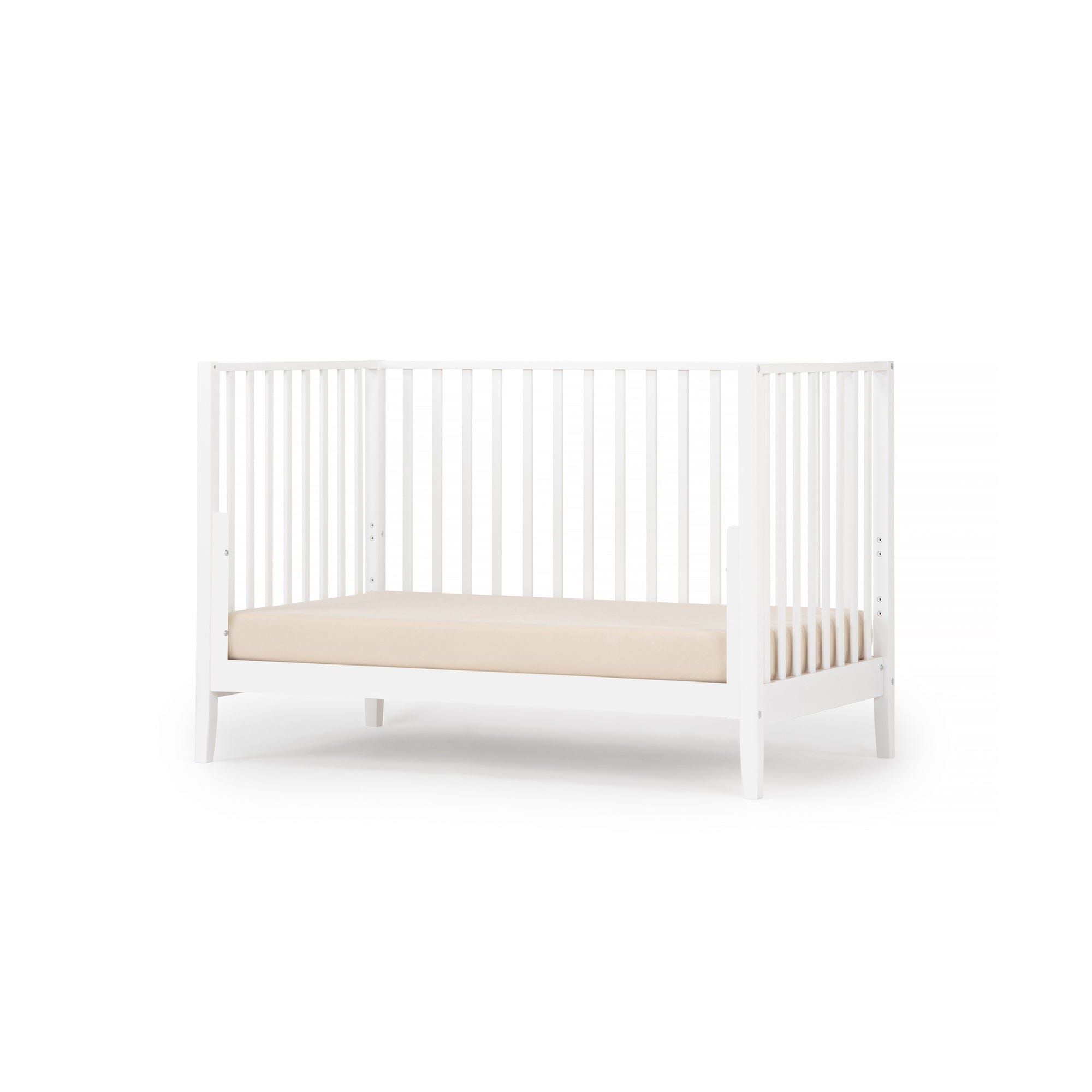 **Dadada Lala 3-in-1 Convertible Baby Crib - Toddler Bed & Daybed - Safe & Stylish Nursery Furniture for Newborns to Kids - Perfect for Bedrooms, Daycare, and Guest Rooms**