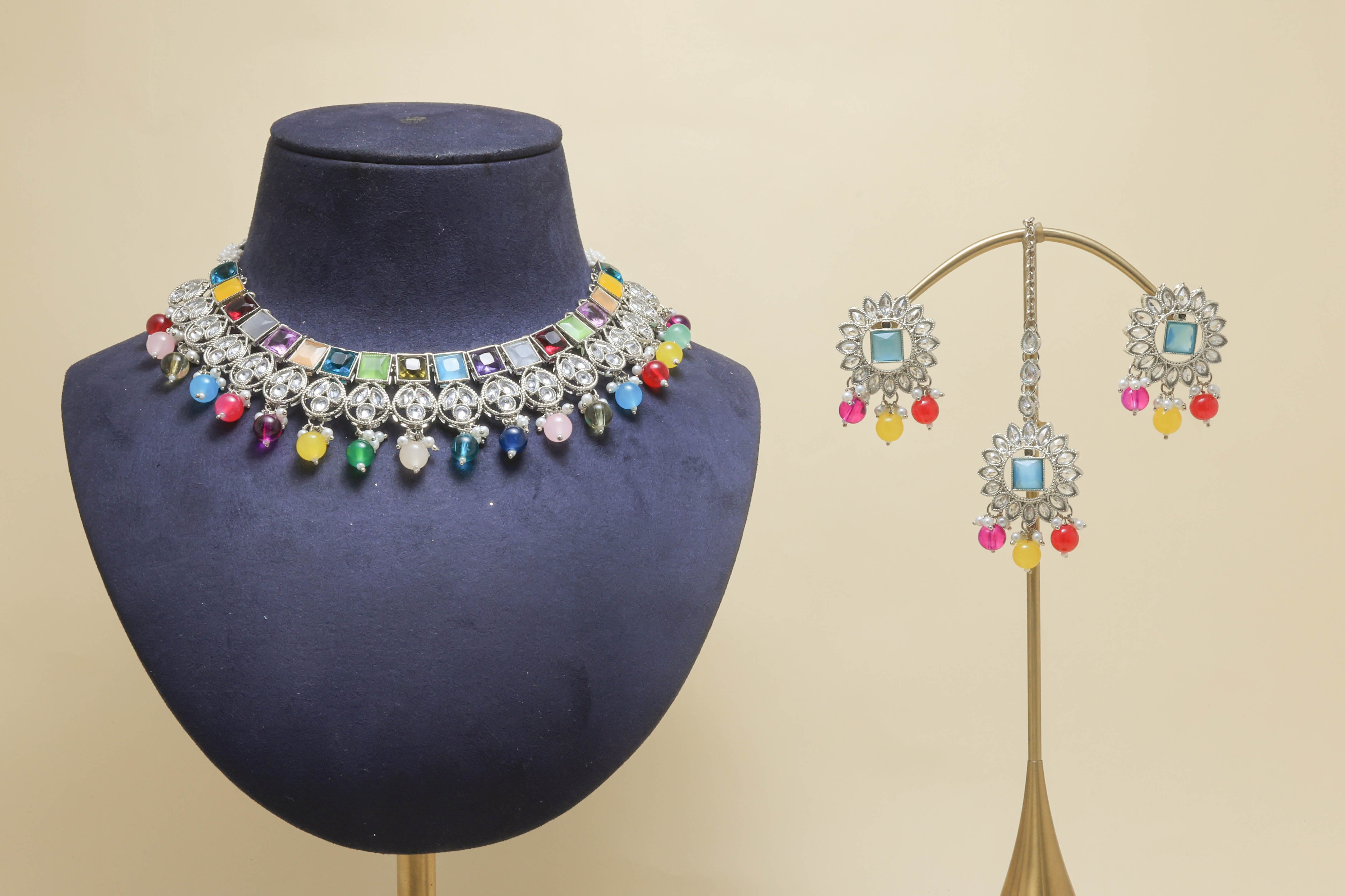Shruti Polki Full Set Jewelry - Traditional Indian Kundan Necklace, Earrings & Maang Tikka Set for Weddings & Festivals