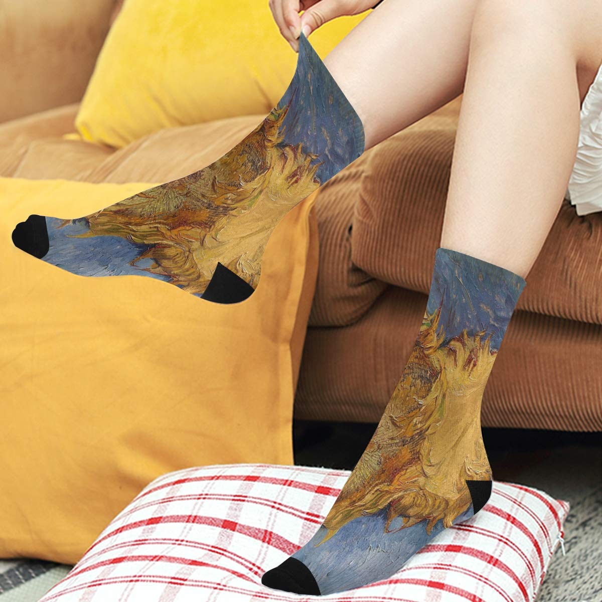 ALAZA Unisex Retro Van Gogh Sunflower Crew Socks - Comfortable Casual Novelty Socks for Women & Men - Perfect for Gifts, Art Lovers, and Everyday Wear