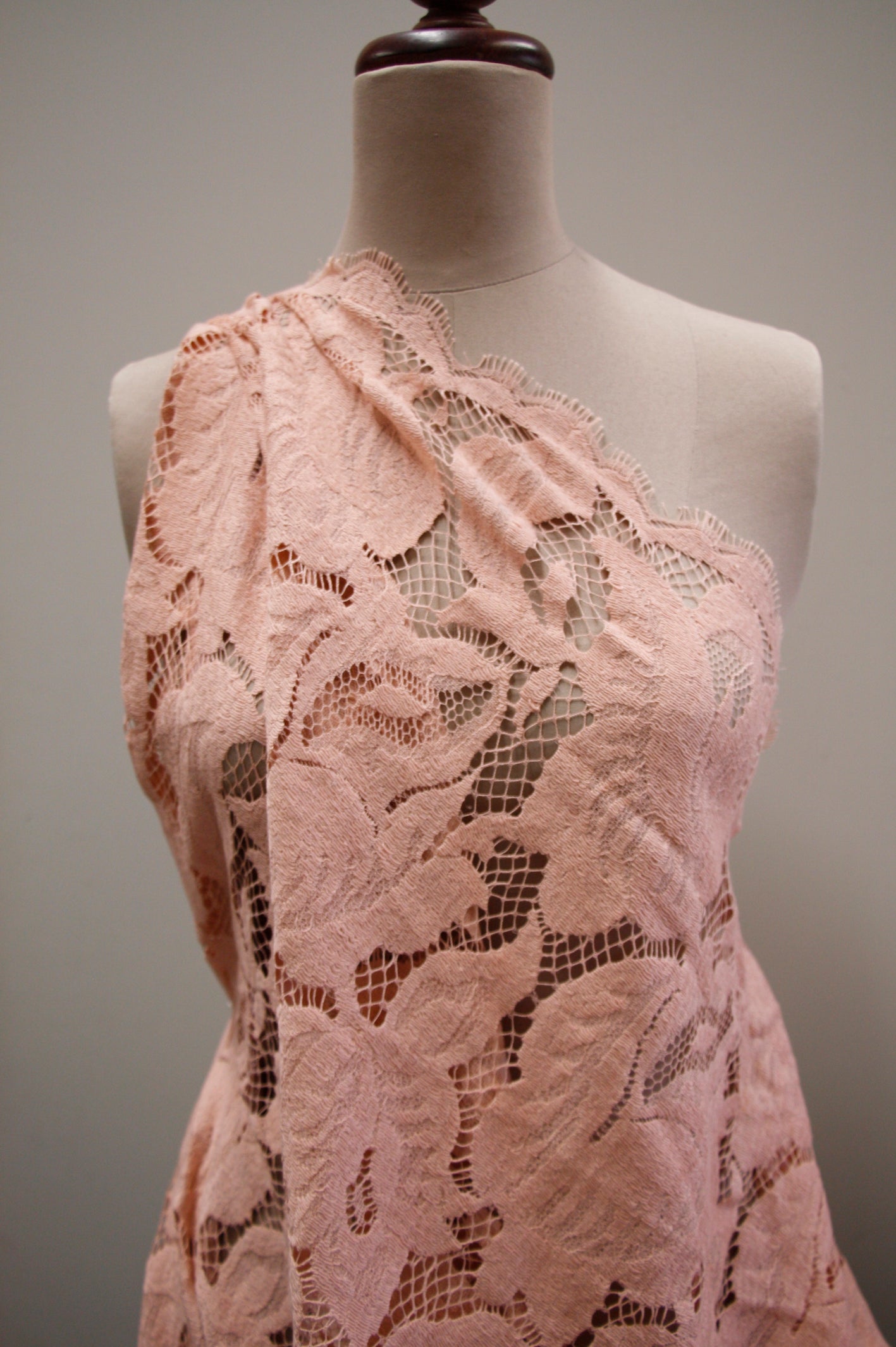 Elegant Apricot Lace Trim - Delicate Floral Lace Fabric for Wedding Dresses, Bridal Gowns, DIY Crafts & Home Decor