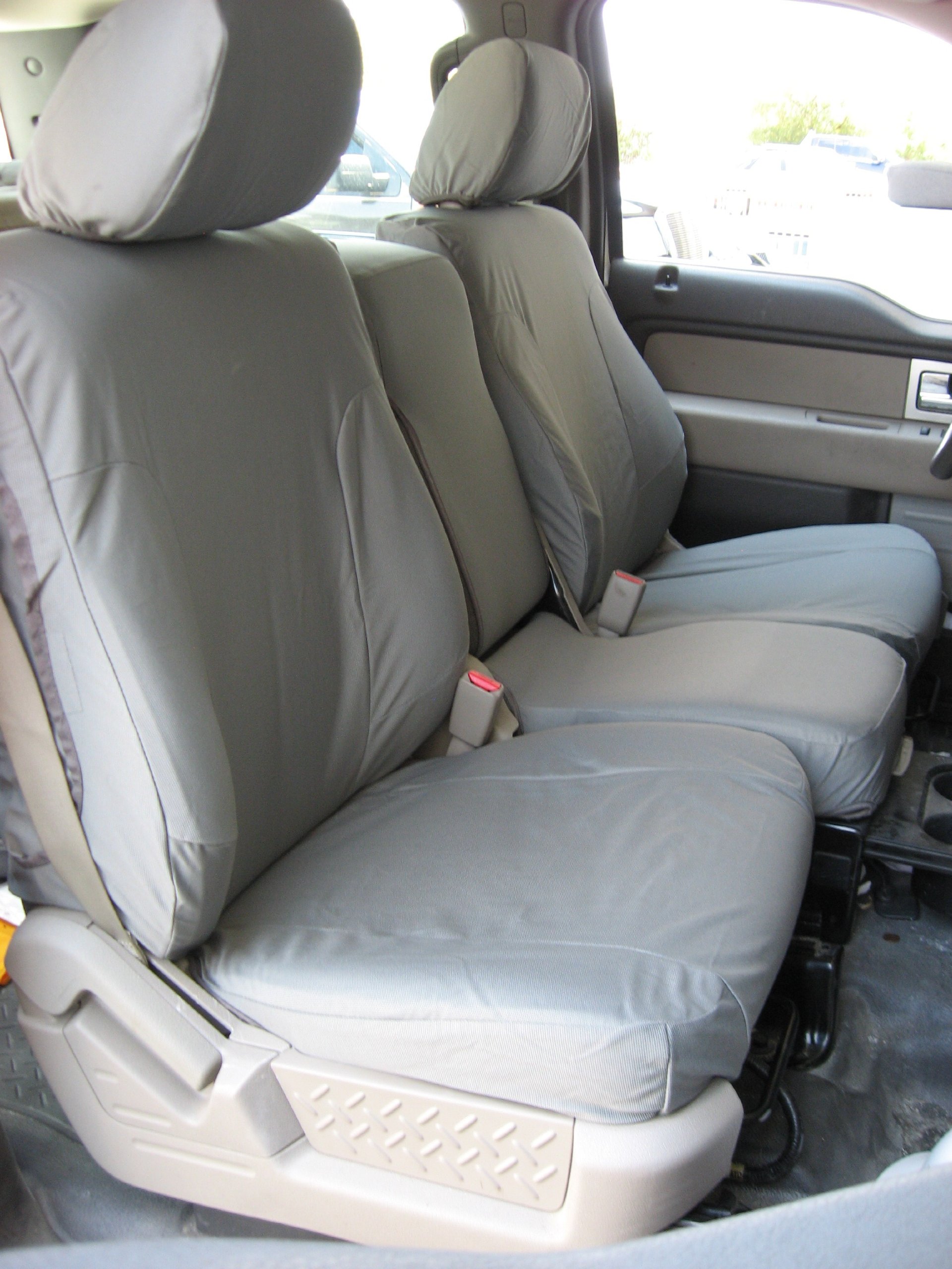 **Durafit Custom Seat Covers for 2009-2010 Ford F150 XLT - Exact Fit 40/20/40 Split Bench Design in Gray - Perfect for Truck Protection & Style**    *(Use Case: Ideal for truck owners seeking durable, stylish seat covers to protect against spills, stains, and wear while enhancing interior aesthetics.)*