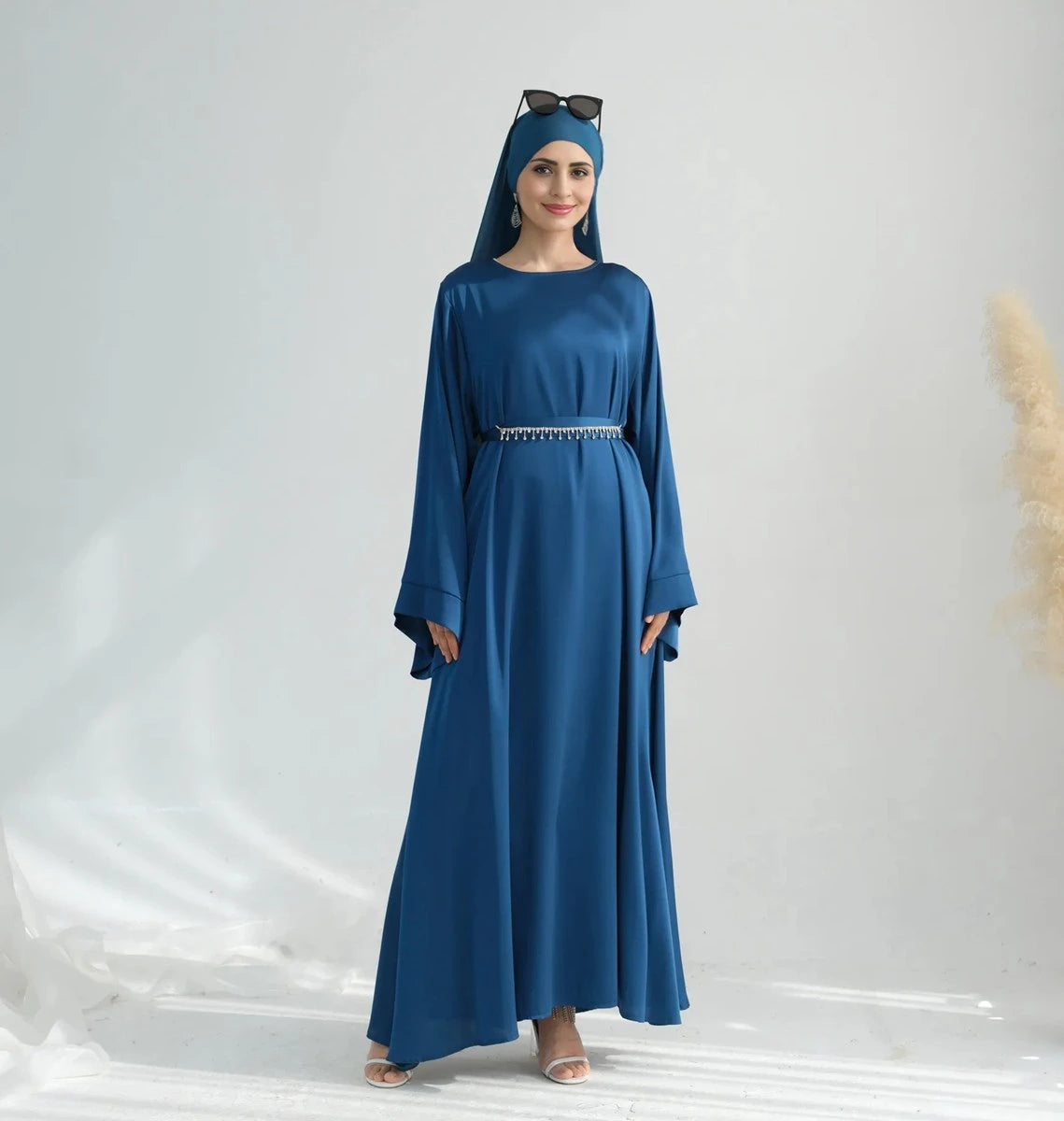 Elegant Crystal Belt Satin Abaya Dress with Matching Hijab - Modest Islamic Prayer Dress for Women - Perfect for Eid, Wedding & Special Occasions