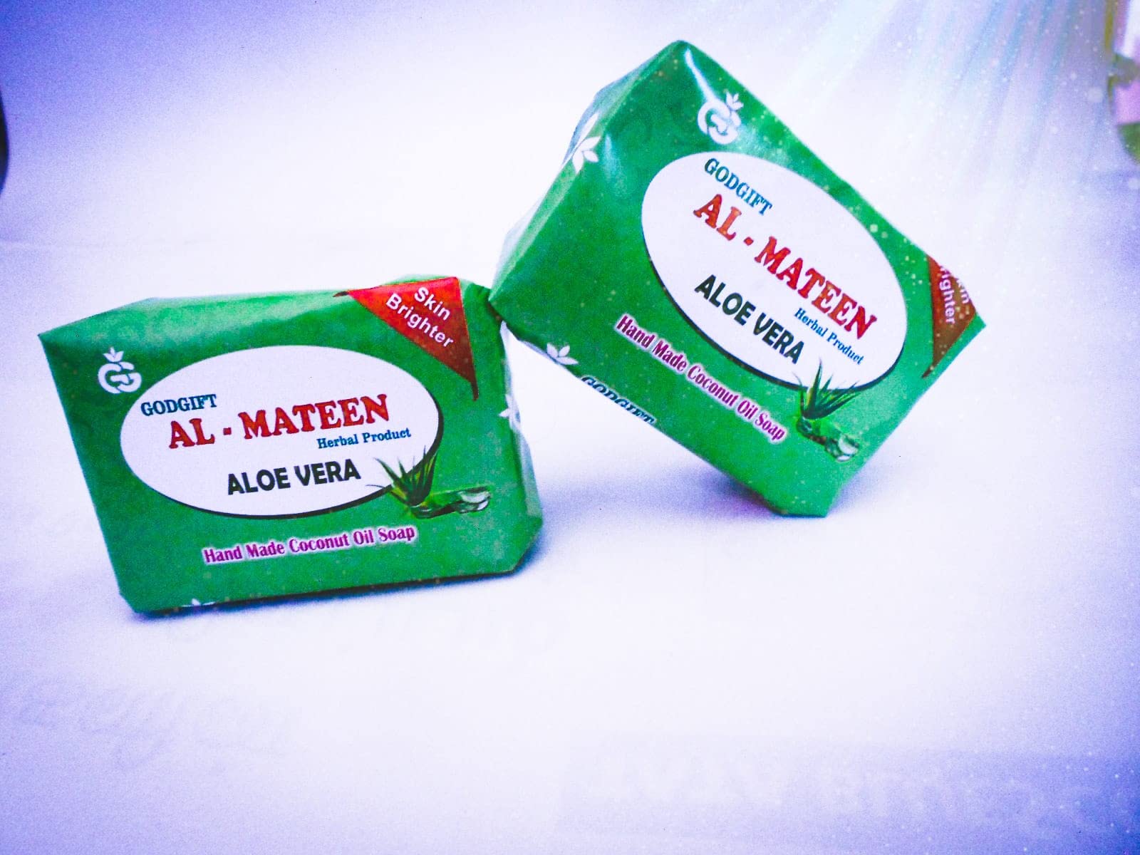 AL MATEEN Coconut Oil & Aloe Vera Soap - Natural Moisturizing Bar for Dry Skin, Face & Body Cleanser - Perfect for Sensitive Skin Care & Daily Bath Routine