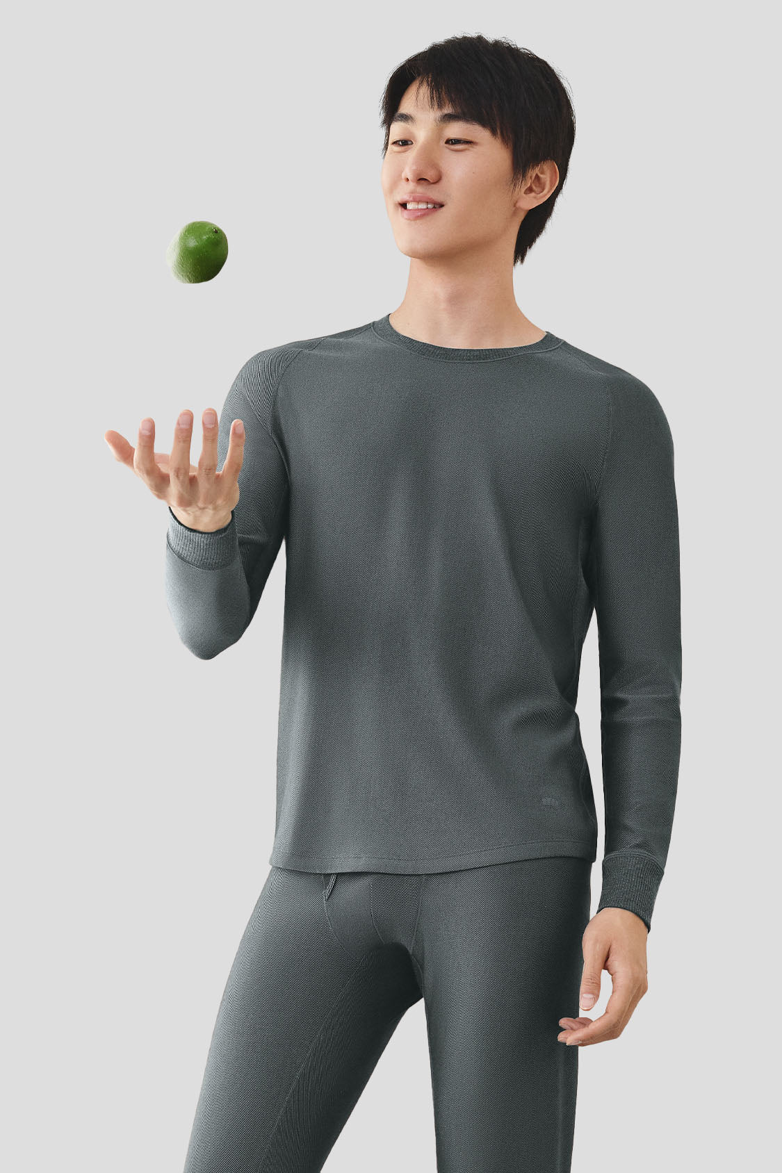 BaseCore Men's Performance Base Layer Set - Moisture Wicking Thermal Underwear for Cold Weather & Outdoor Activities - Running, Hiking, Skiing & Workout Essentials