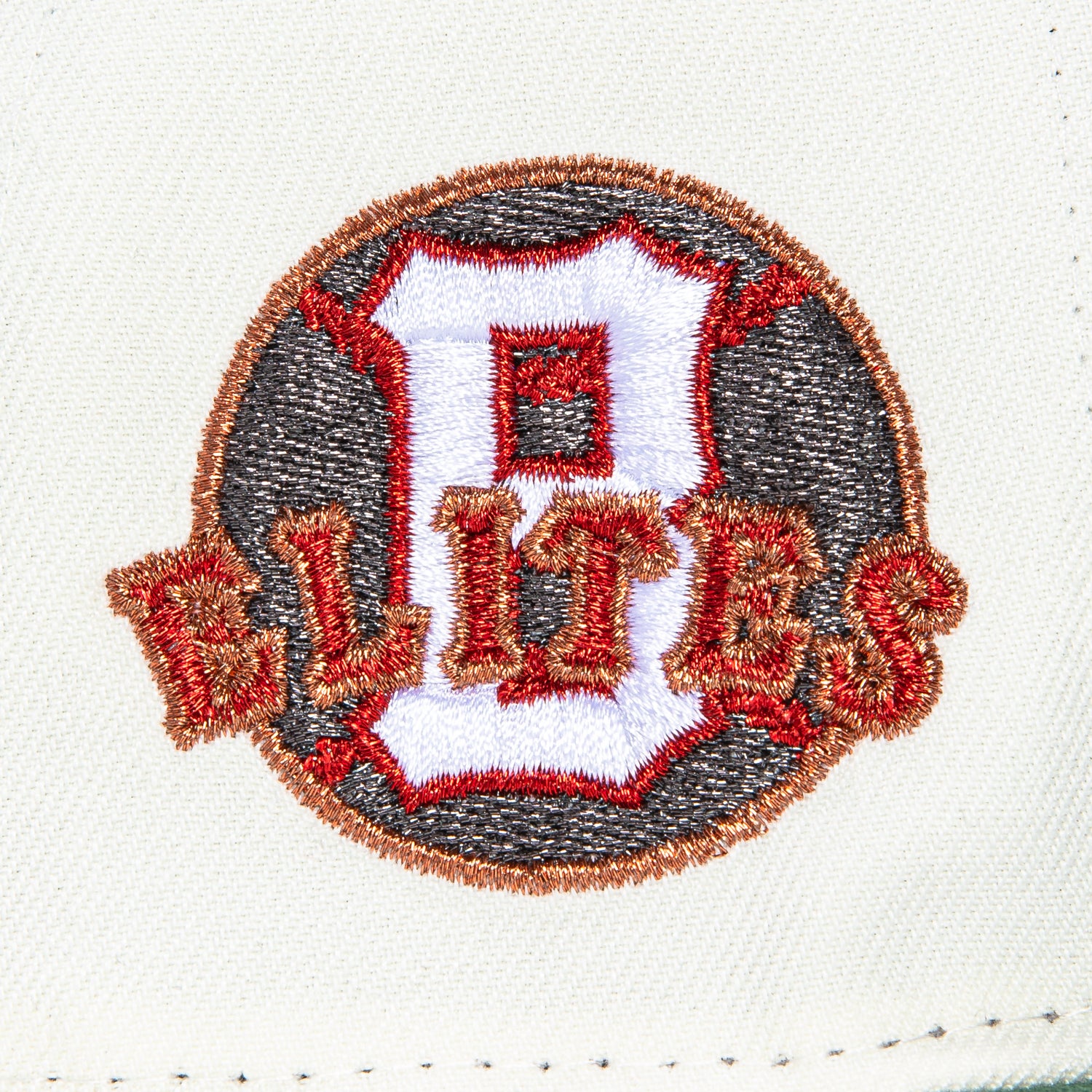 New Era 59Fifty Baltimore Giants Elites Patch Hat - White, Green, Red - Official MLB Baseball Cap for Men & Women - Perfect for Games, Fan Gear & Streetwear Fashion