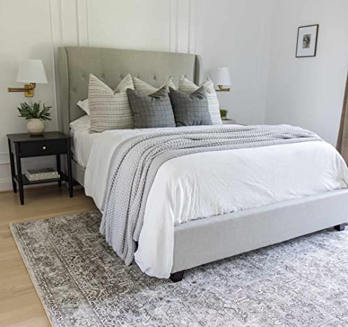 Medium Gray, Light Gray, Dusty Pink / Lugo