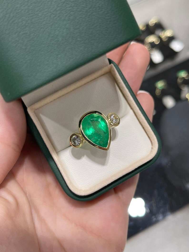 8.0tcw 18K Gold Pear Teardrop Emerald & Round Diamond Three Stone Ring for Engagement, Wedding, Anniversary - Elegant Jewelry Gift for Women