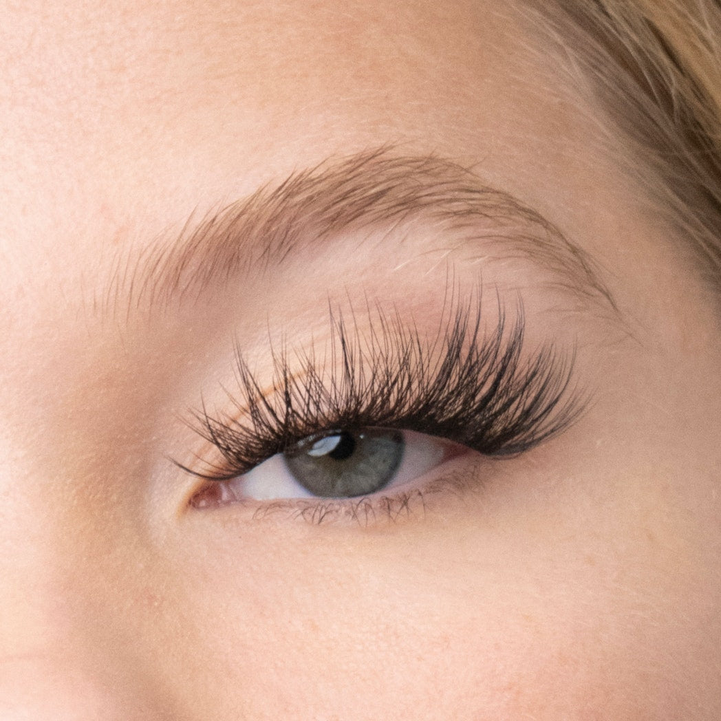 Star Gossamer® Lash - Premium False Eyelashes for Dramatic Volume & Natural Look | Perfect for Parties, Weddings & Special Occasions