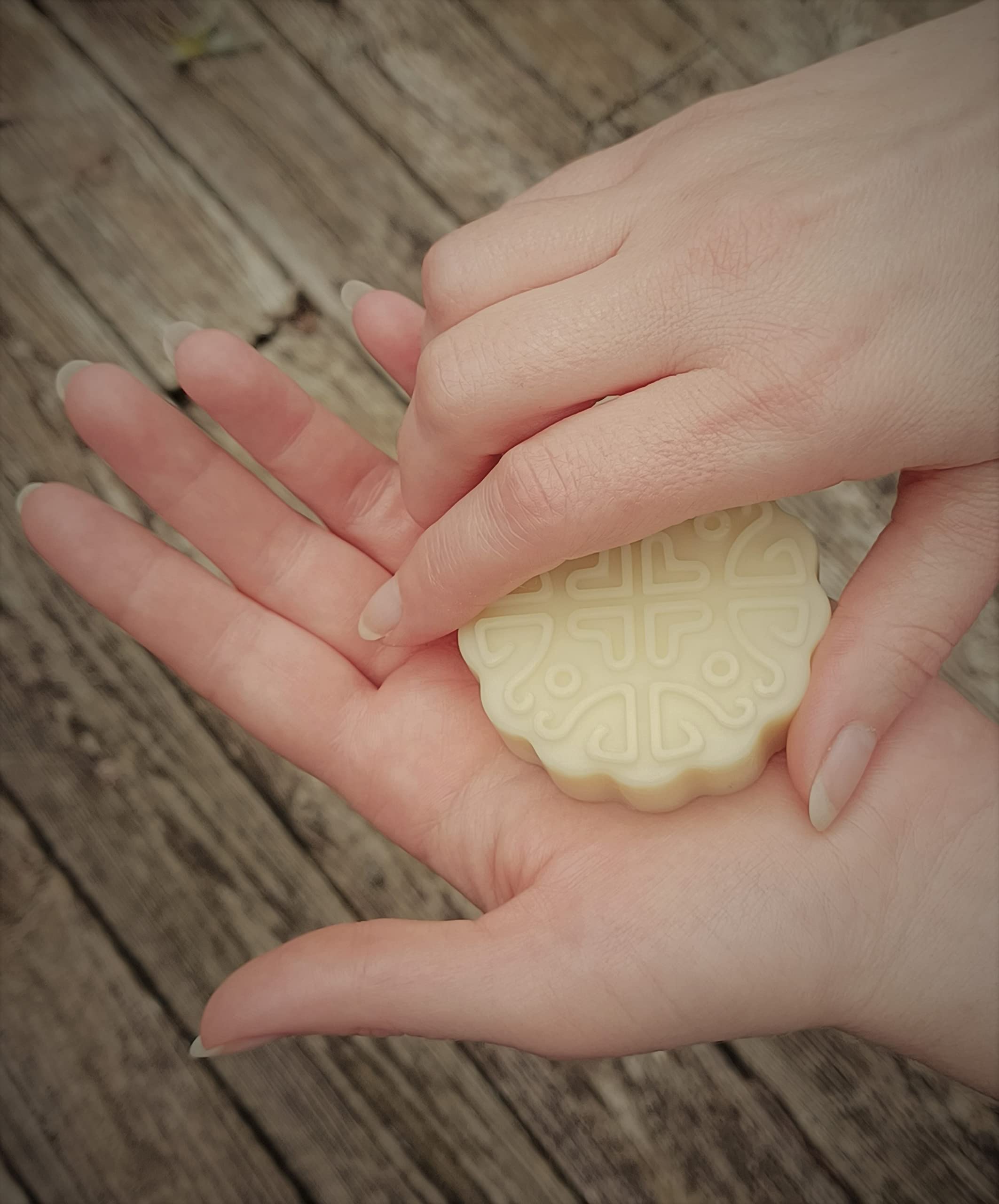 White Chocolate & Peppermint Moisturizing Lotion Bar 1.5oz - Hydrating Waterless Solid Lotion for Dry Skin - Perfect for Handbags, Travel & Winter Skincare