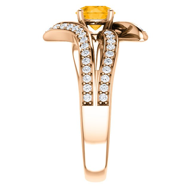 14K Gold 0.60ct Round Citrine & 3/8ctw Diamond Accent Ring - Elegant Jewelry for Women, Perfect for Engagement, Anniversary & Special Occasions