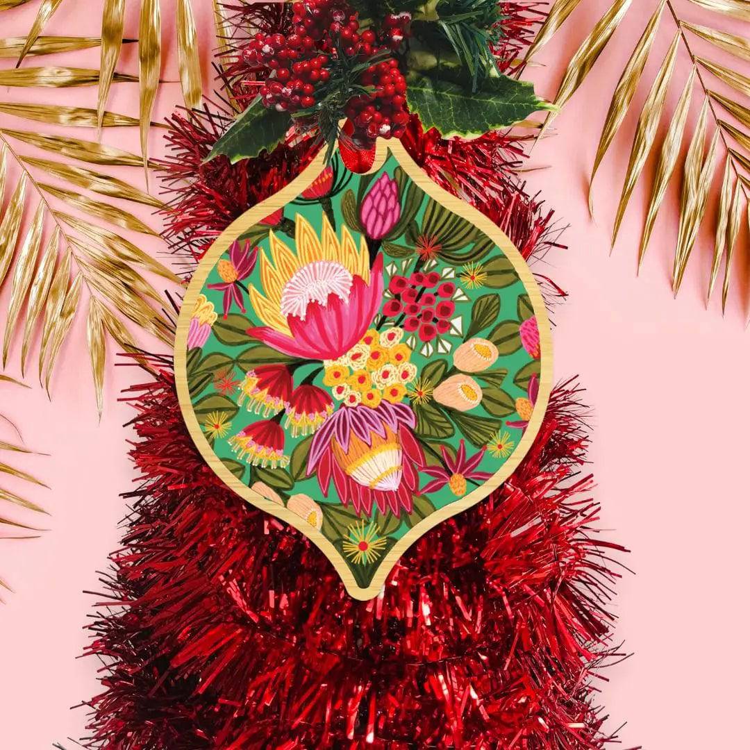 King Proteas Christmas Bauble - Handmade Floral Ornament for Holiday Tree Decor, Festive Home & Office Decoration