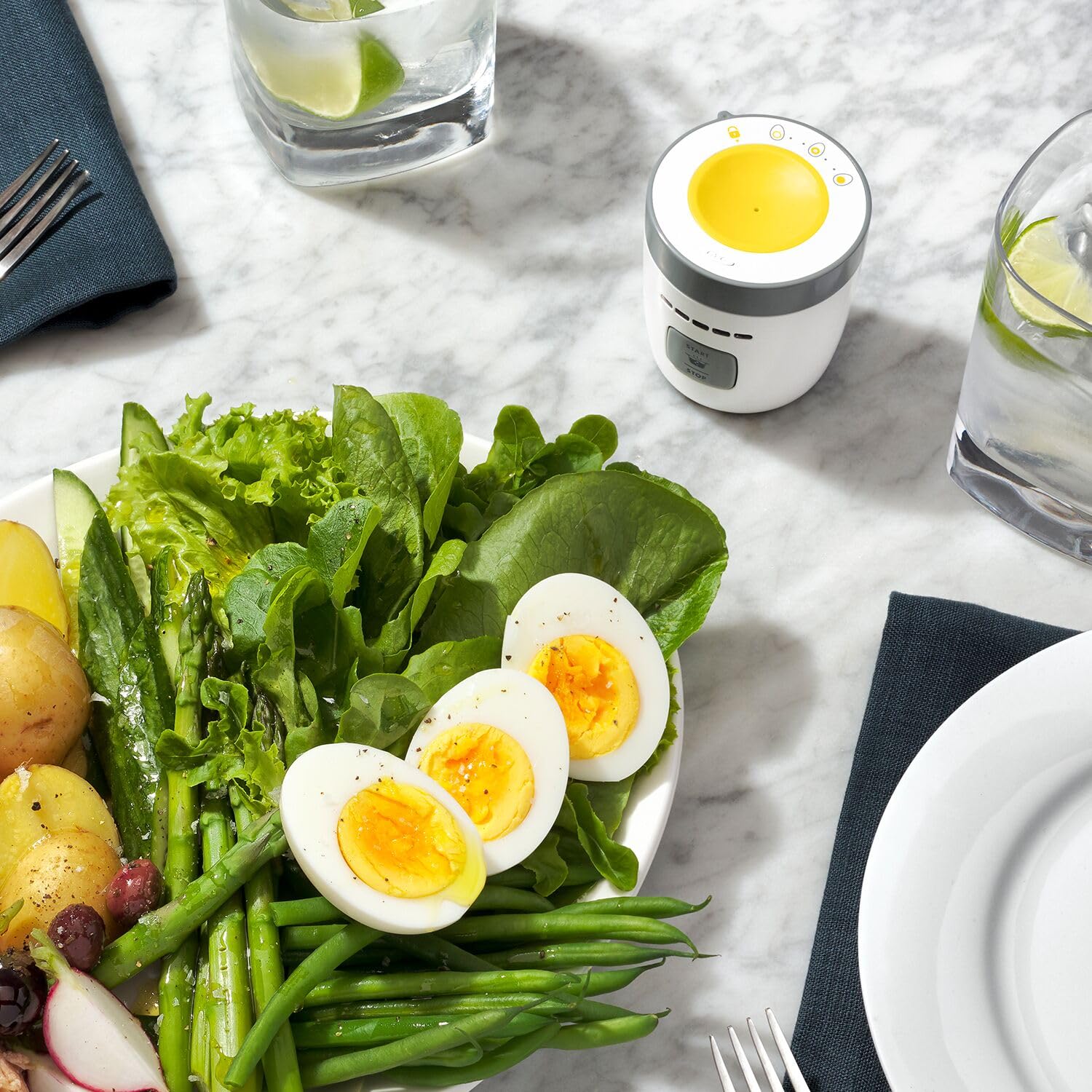 OXO Good Grips Digital Egg Timer with Piercer - White Kitchen Timer for Cooking, Baking, Boiling Eggs - Perfect for Home, Restaurants & Meal Prep