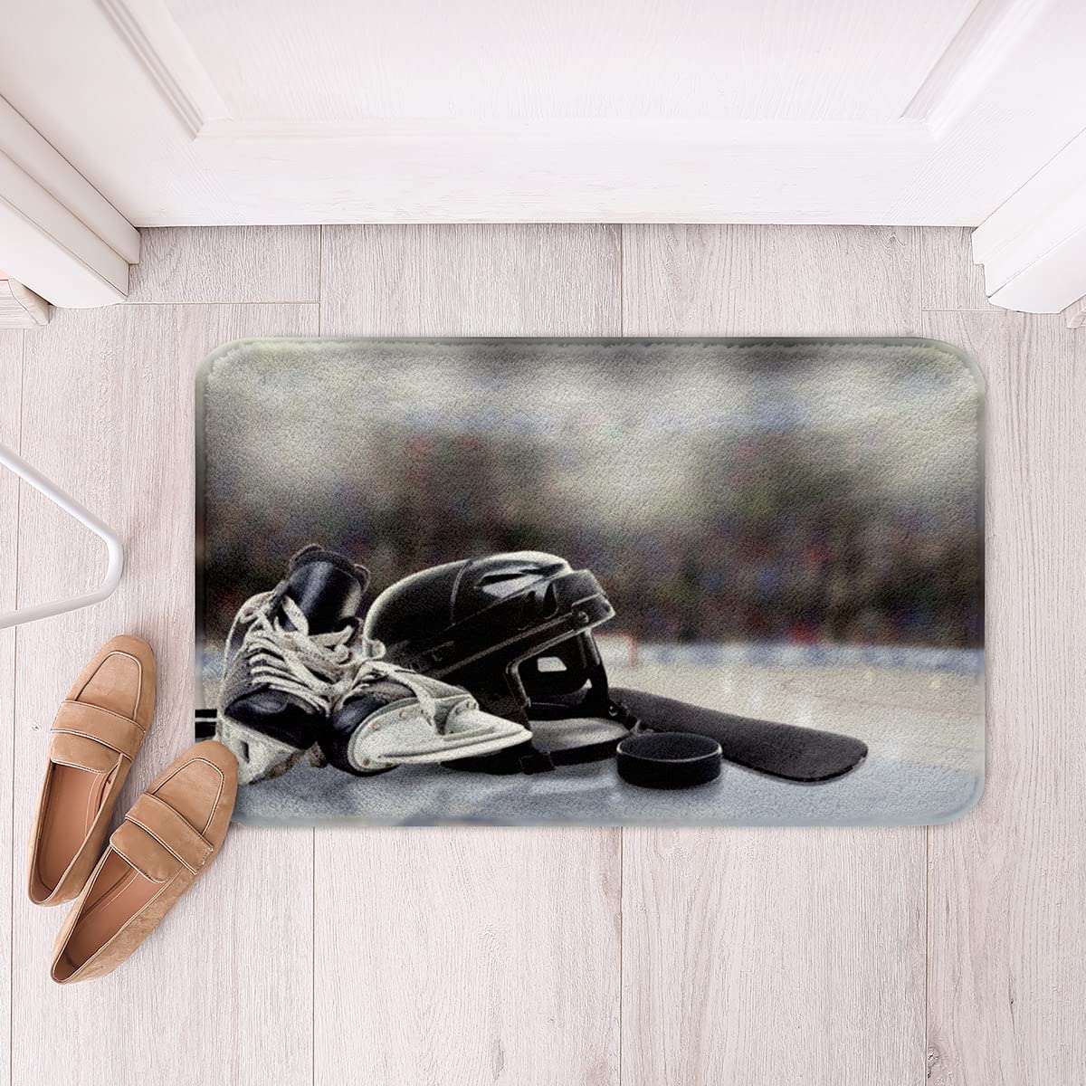 Non-Slip Boys Ice Hockey Bathroom Rug - Soft Water Absorbent Fleece Bath Mat with Helmet & Skates Design - 16x24 Inch Winter Sports Decor for Kids' Room, Kitchen Entryway, Bedroom & Shower
