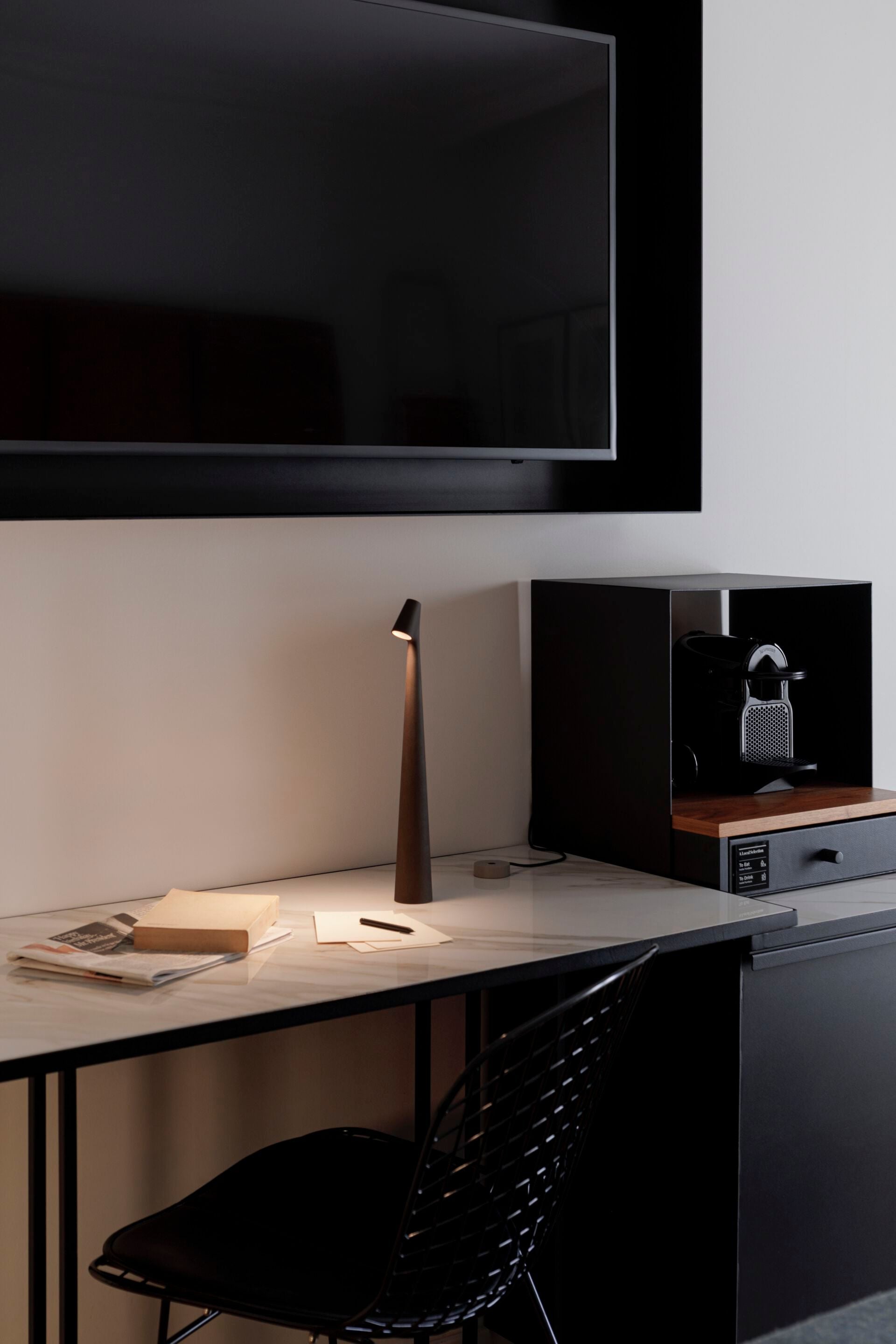 Portable Table Lamp - Handmade African Design, USB Rechargeable & Adjustable Brightness for Bedroom, Living Room, and Outdoor Camping