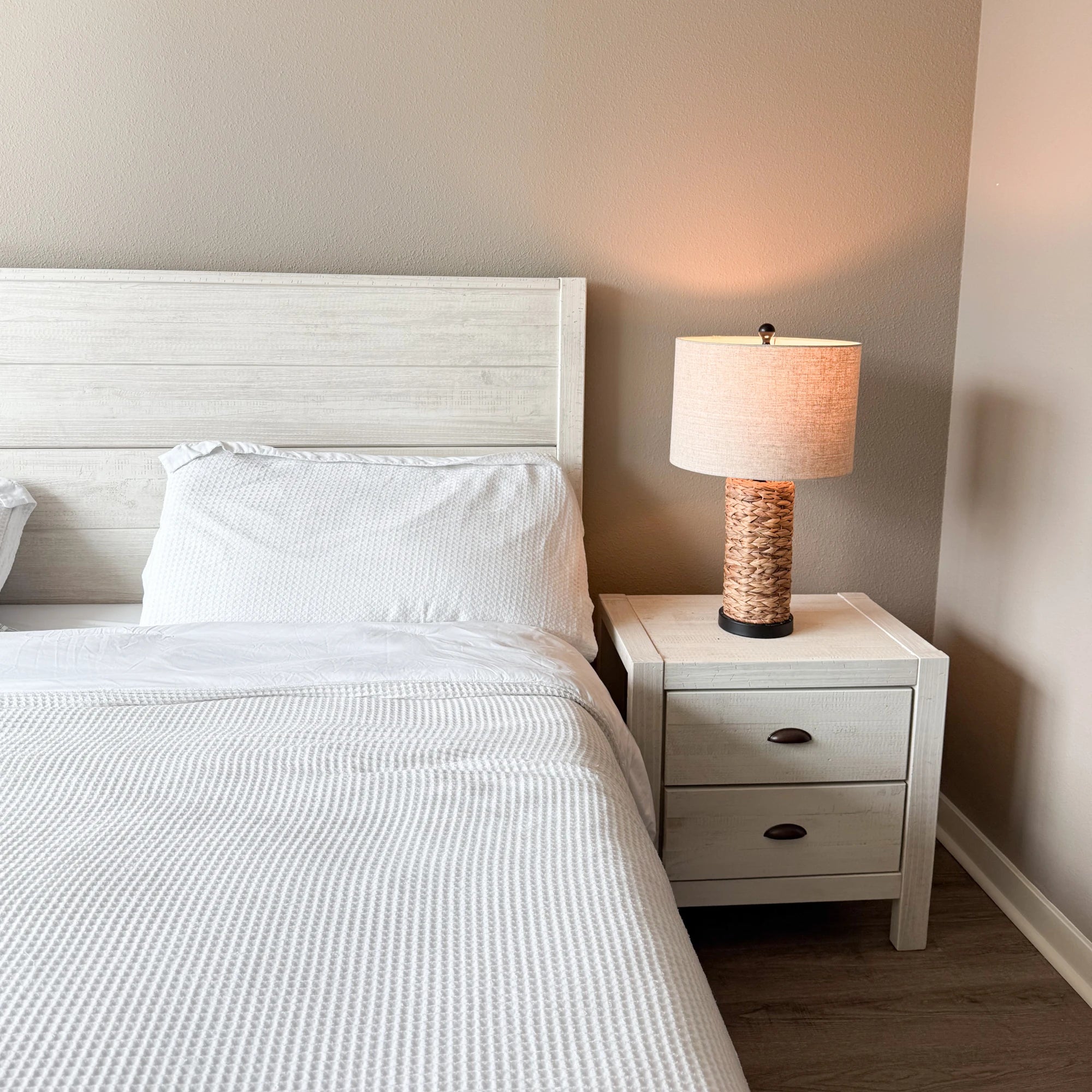 Montauk Solid Wood Bed Frame - Queen Size, Natural Wood Finish, Sturdy & Durable Bedroom Furniture for Master Bedroom or Guest Room