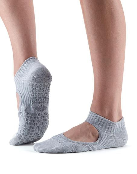 Tavi Noir Chey Grip Socks - Non-Slip Yoga Socks for Women, Pilates, Barre & Workout - Breathable & Comfortable Anti-Skid Socks for Home, Studio & Gym Use