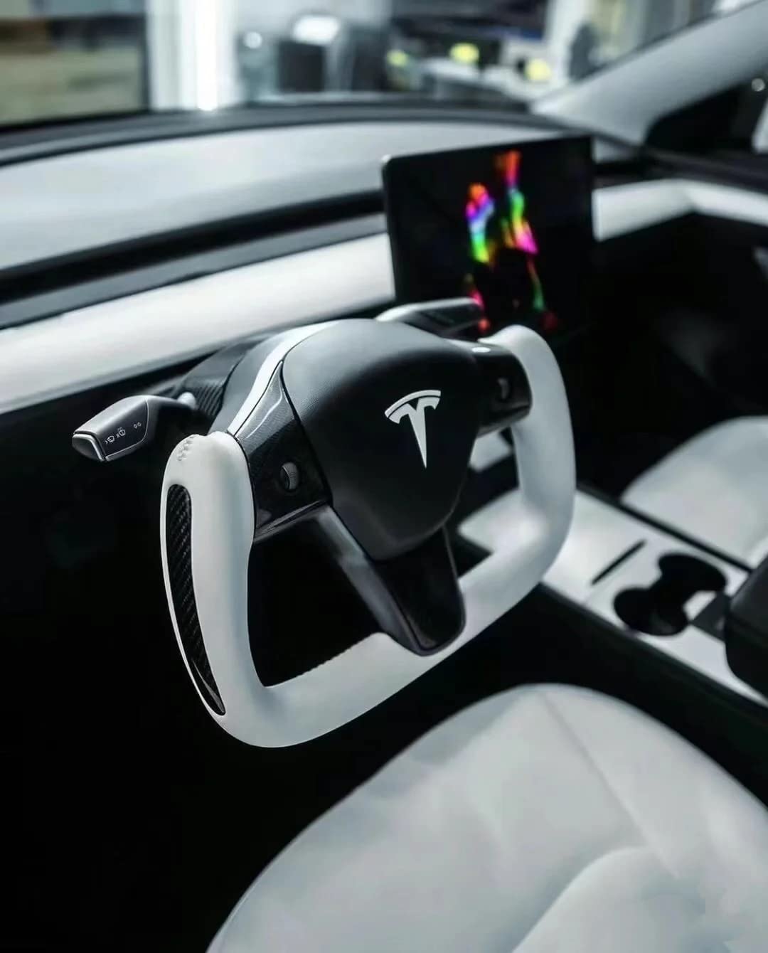Premium Real Carbon Fiber Yoke Steering Wheel with Heating Function for Tesla Model 3/Y (2017-2023) - Upgrade Your Driving Experience | Perfect for Winter & Sporty Driving