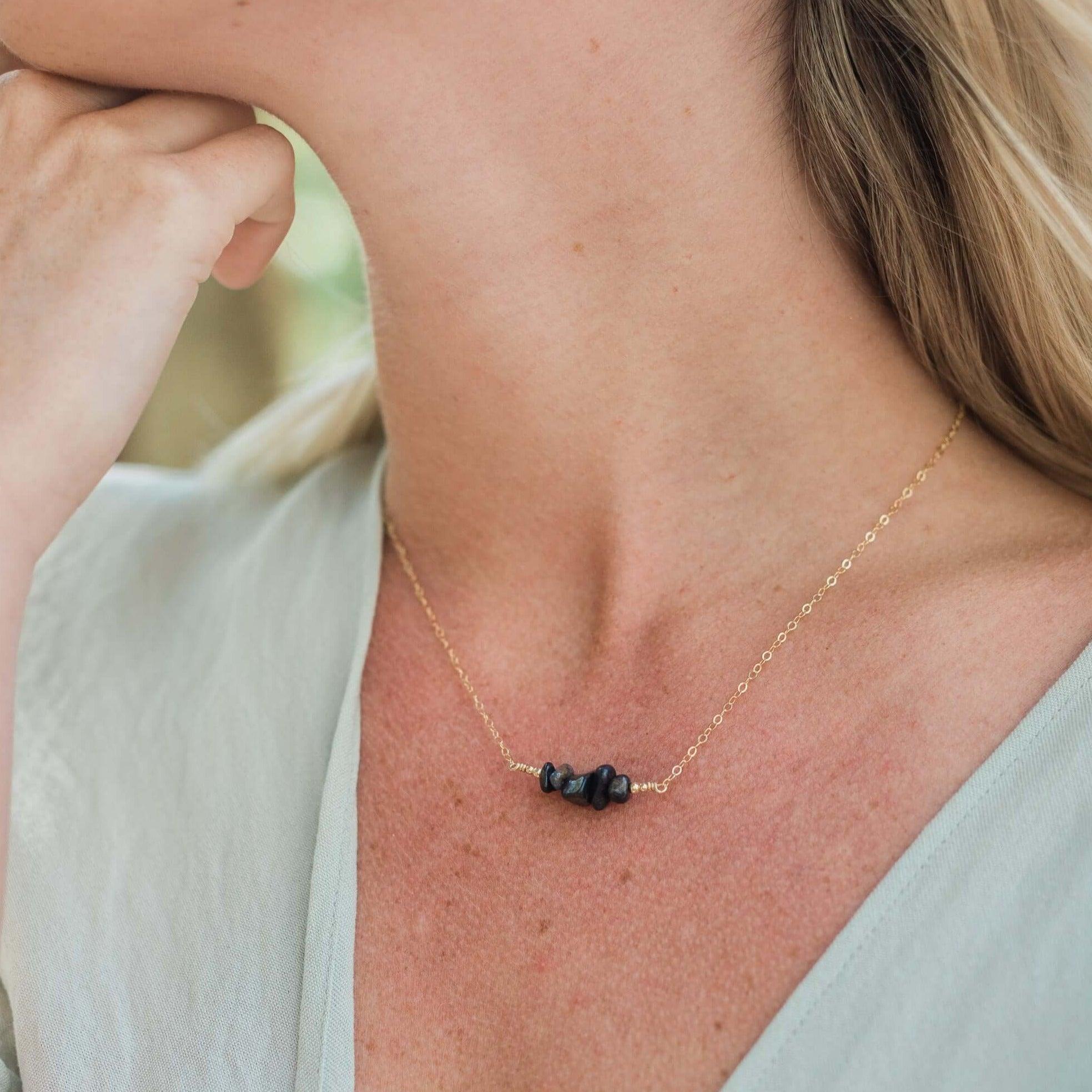 Elegant Sapphire Chip Bead Bar Necklace for Women - Dainty Layering Jewelry for Everyday Wear & Special Occasions