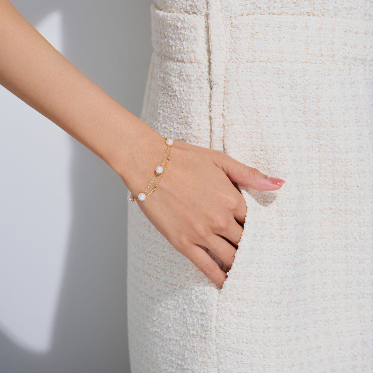 18K Solid Gold Freshwater Pearl Bracelet for Women | Elegant Jewelry Gift for Birthday, Anniversary & Special Occasions | KB00056