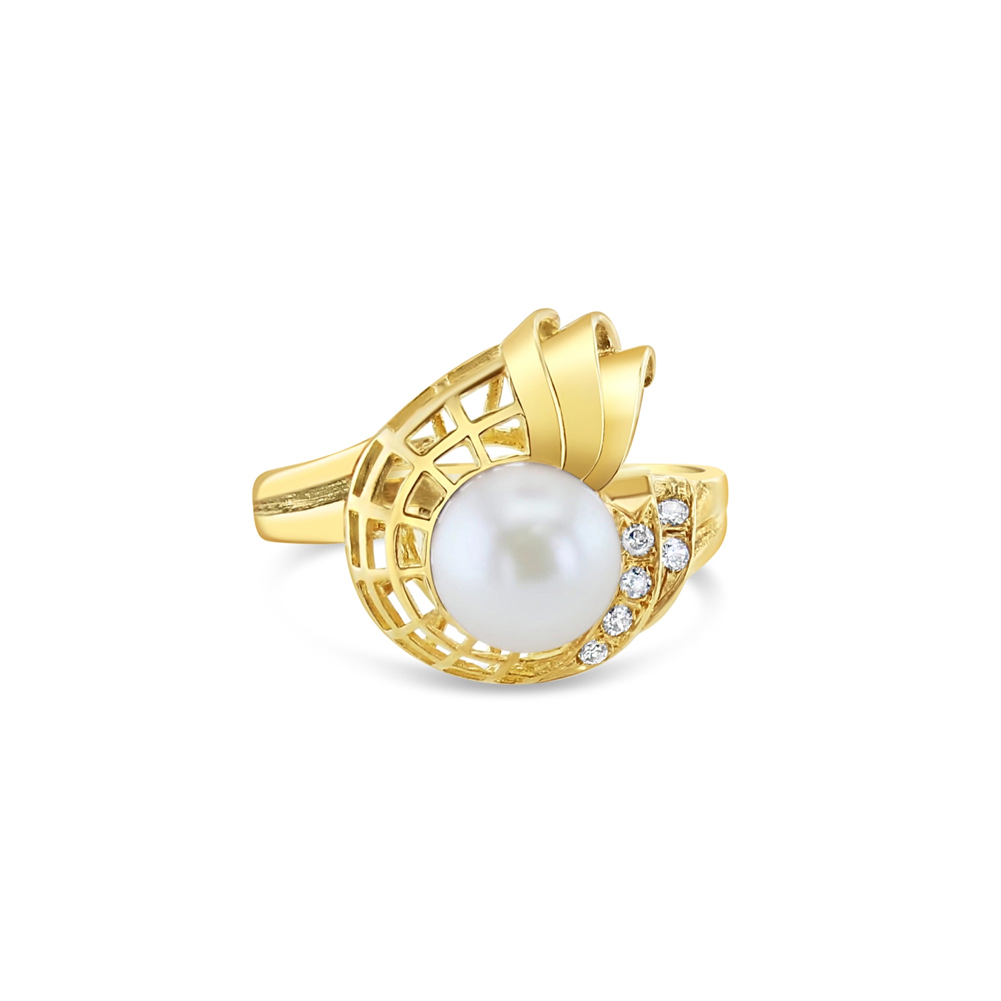 14K Yellow Gold Seashell Shaped Diamond Pearl Ring - Elegant Beach Wedding Jewelry for Brides & Anniversary Gifts