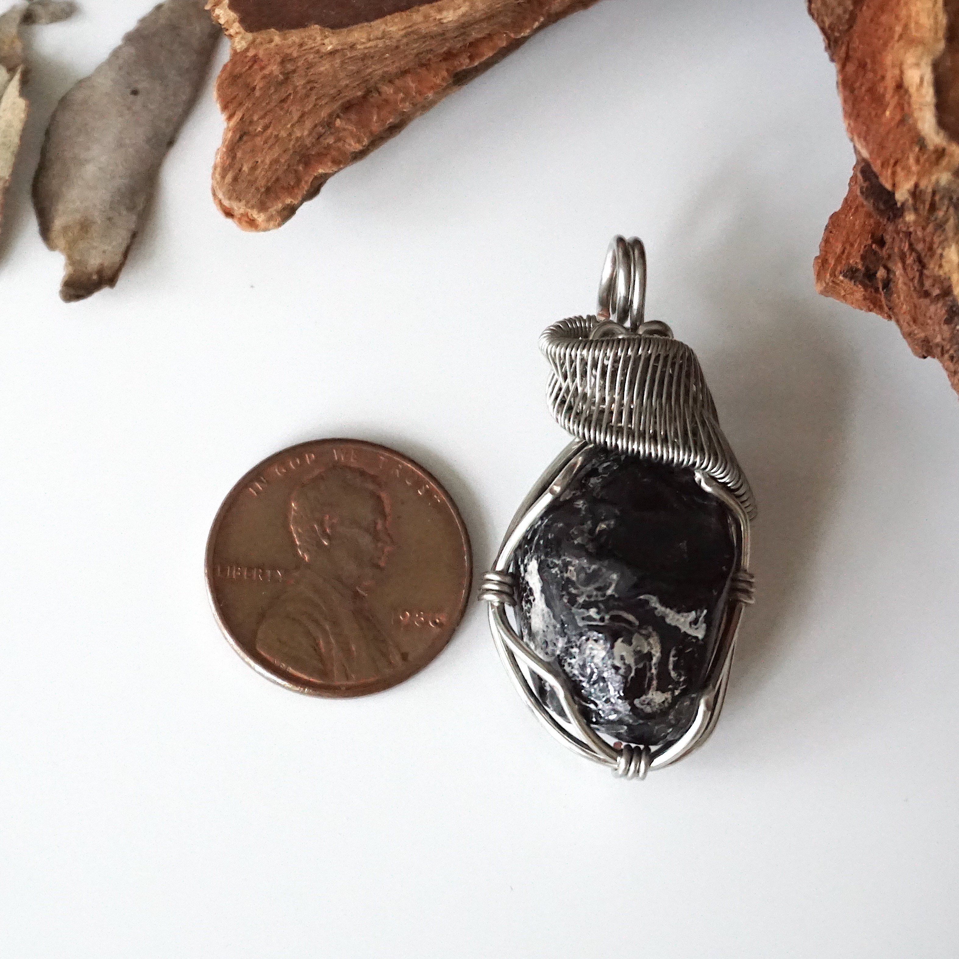 Black Obsidian Apache Tears Crystal Necklace – Natural Healing Stone Pendant for Protection & Stress Relief | Spiritual Jewelry Gift for Women & Men | Perfect for Meditation, Energy Work & Everyday Wear