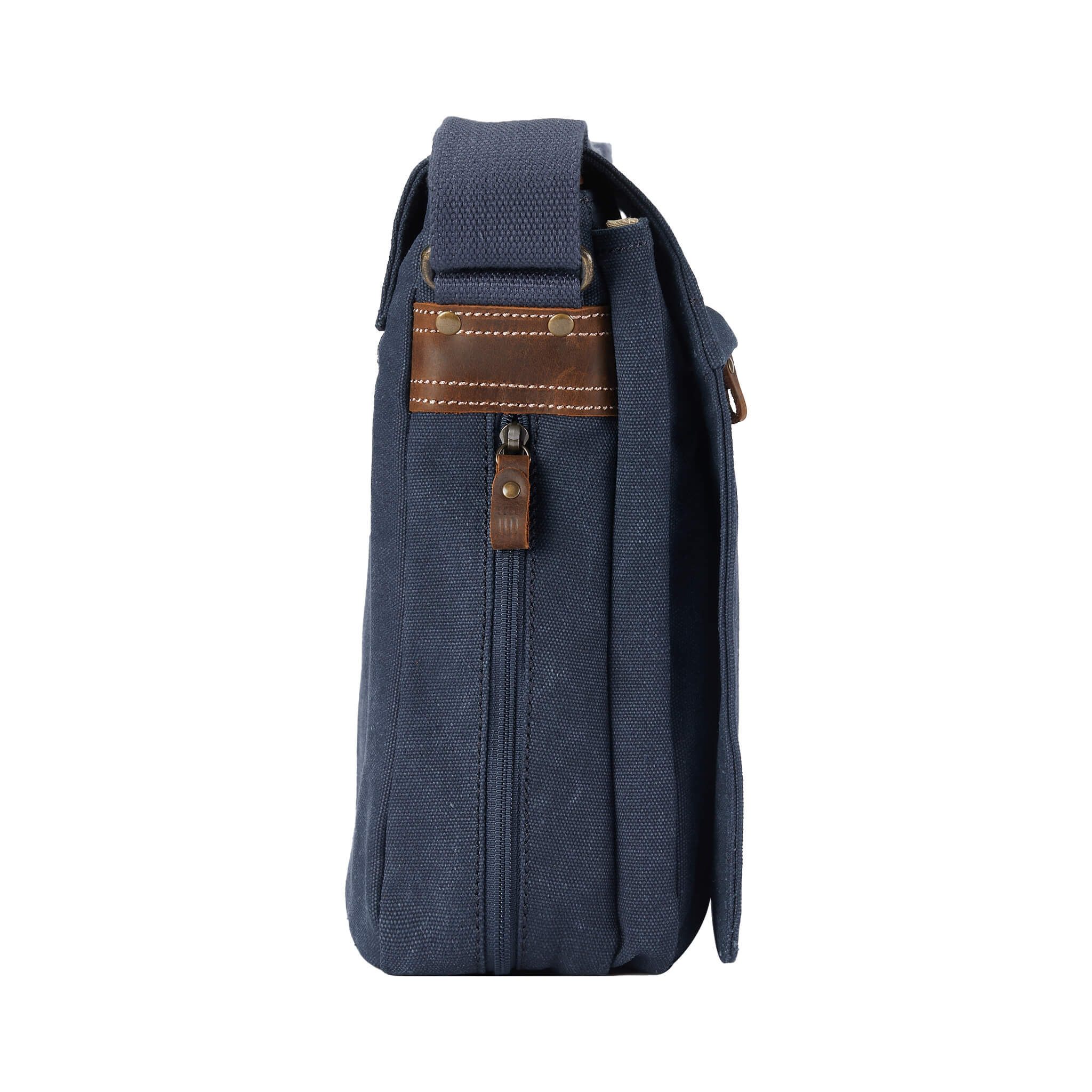 TRP0240 Troop London Classic Canvas Laptop Messenger Bag 16.5 Inch - Stylish Work & College Commuter Bag for Men & Women