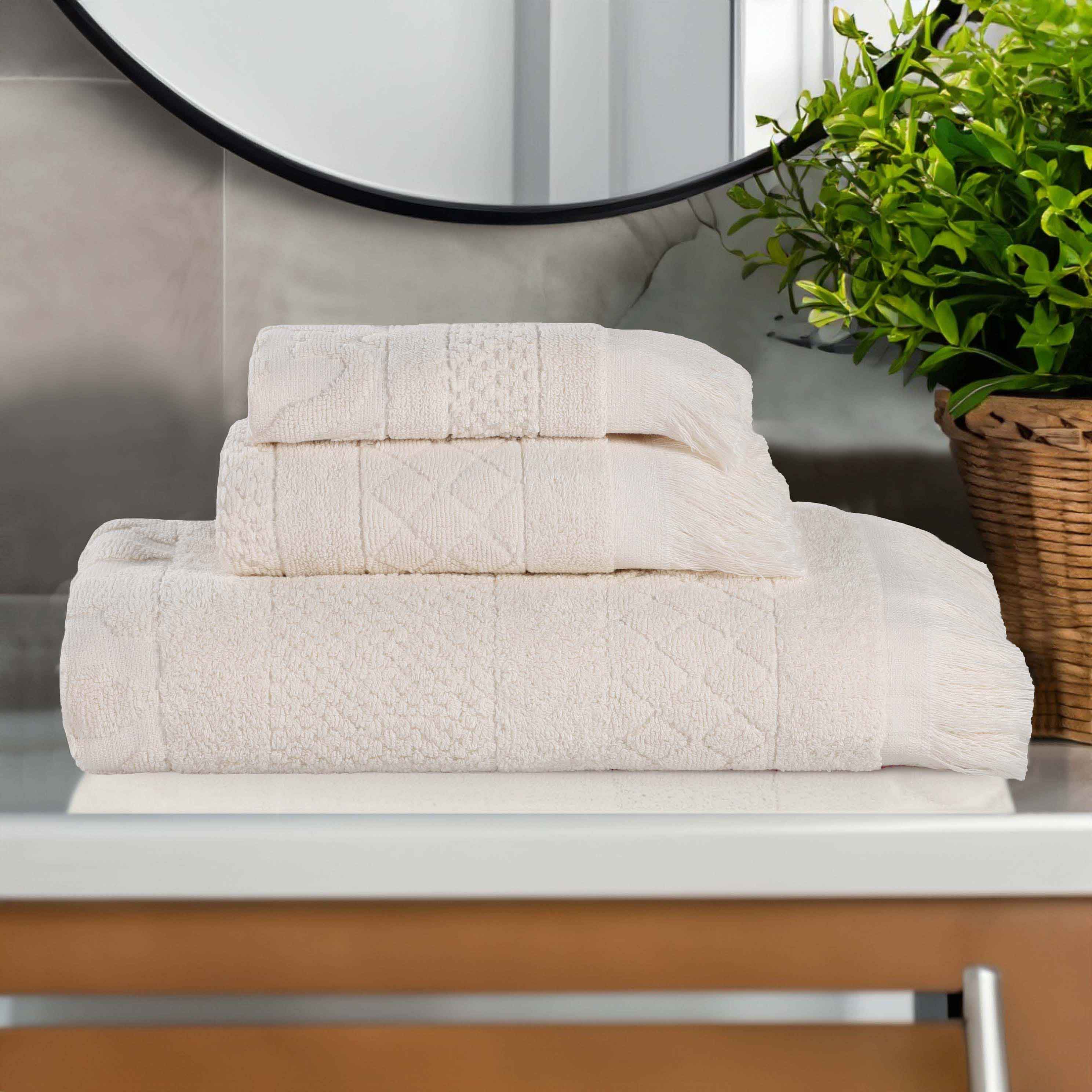 Premium Rolla Cotton Geometric Jacquard Plush Towel Set - Ultra Soft & Highly Absorbent 3-Piece Bath Towel Collection for Spa, Bathroom & Luxury Home Decor