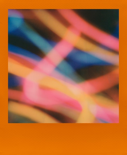 Polaroid Color i-Type Instant Film - Color Frames Edition for Vintage Style Photography & Creative Projects - Perfect for Parties, Travel Memories, and DIY Scrapbooking
