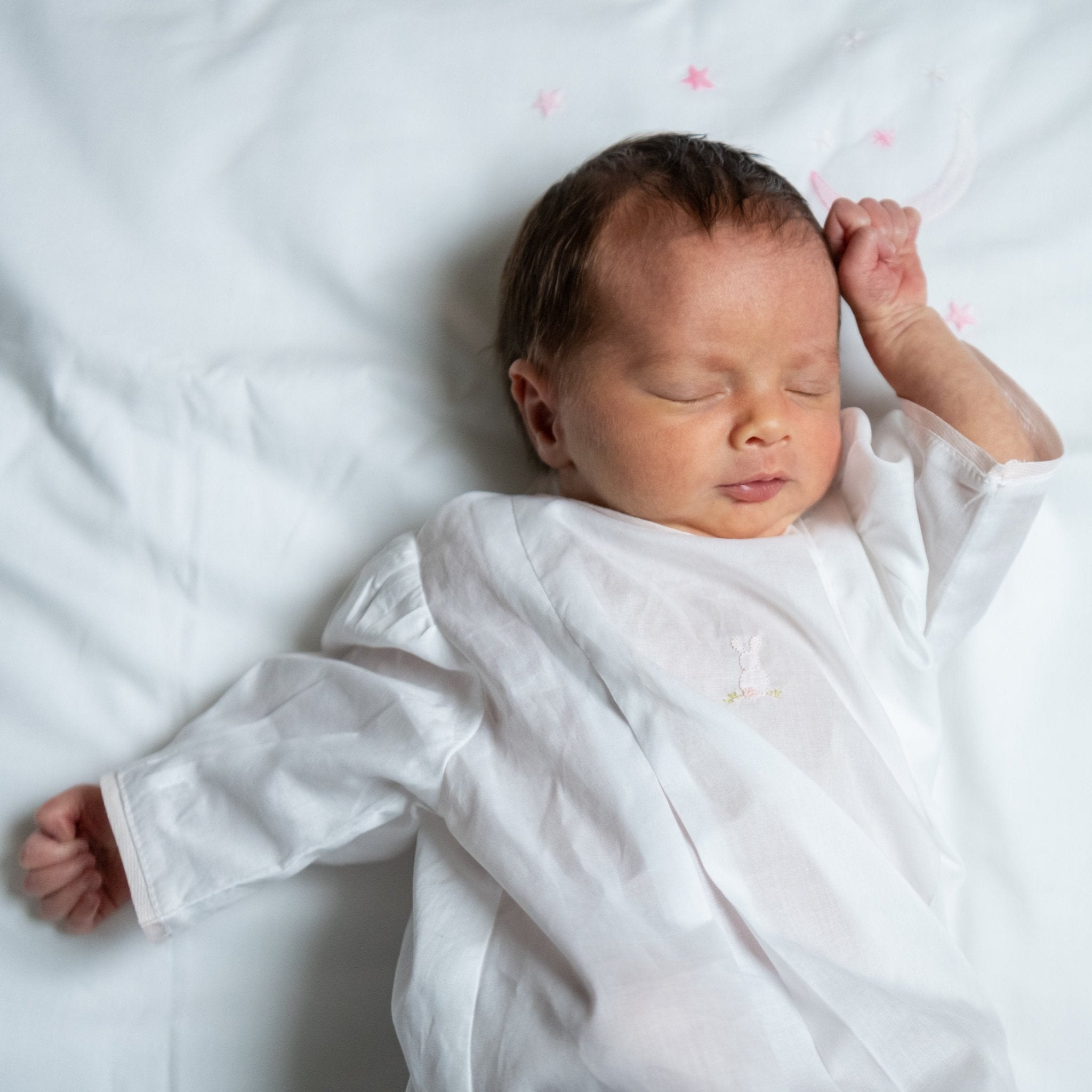 Soft Baby Bunny Cotton Daygown - Cute Newborn Outfit for Girls & Boys - Perfect for Photoshoots, Christenings & Special Occasions