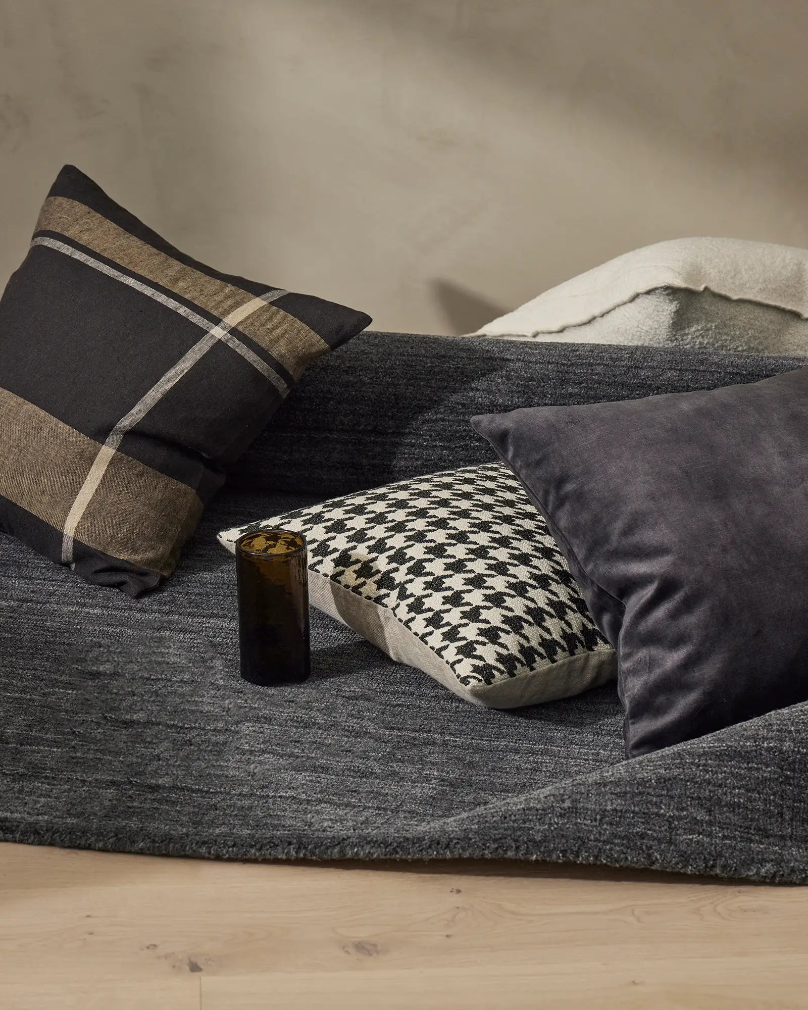 Premium Dante Cushion in Midnight Black - Ultra Soft Throw Pillow for Sofa, Bed & Home Decor - Perfect for Living Room, Bedroom & Cozy Reading Nook