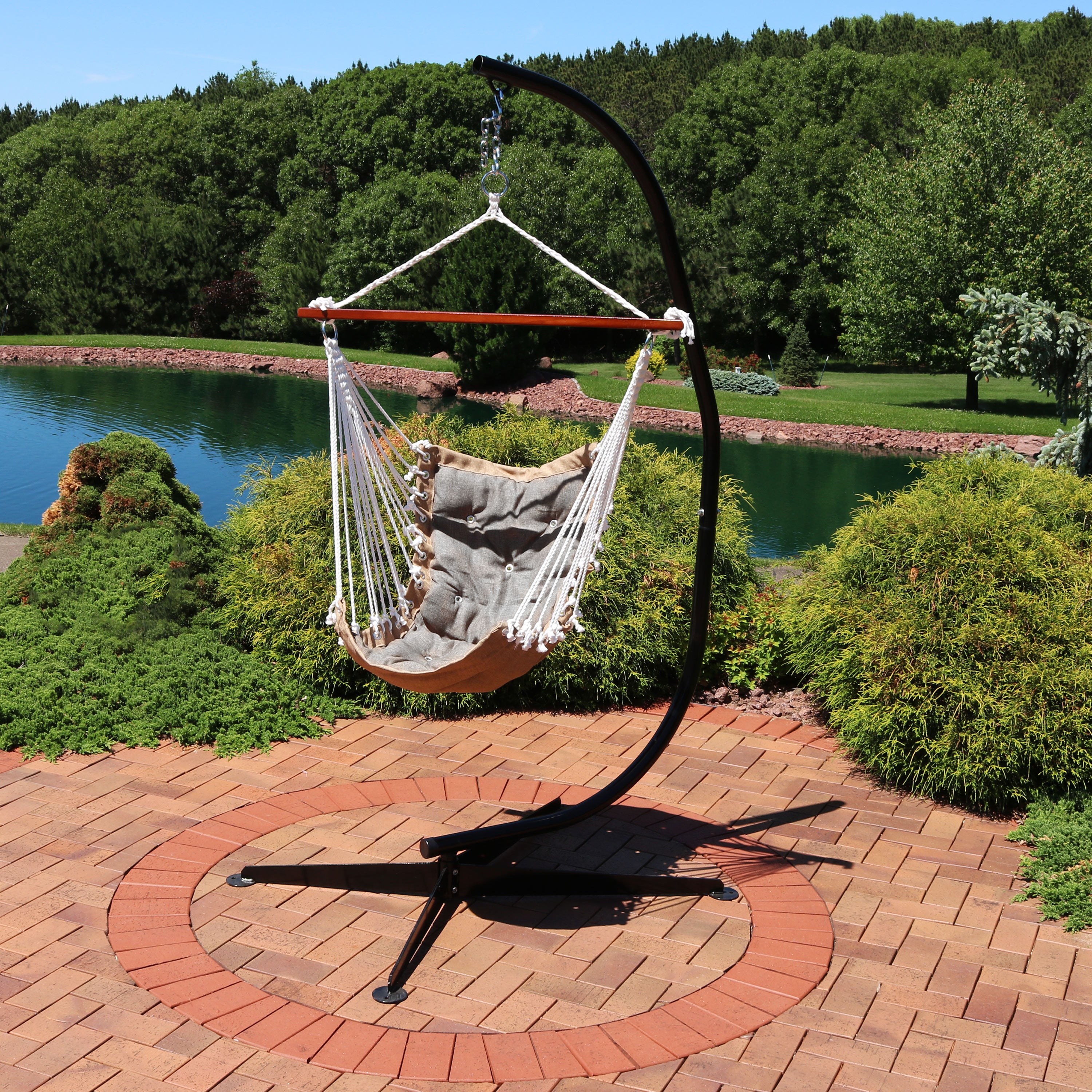Sunnydaze Tufted Victorian Outdoor Hammock Chair Swing with C Stand - Comfortable Patio Hanging Chair for Garden, Porch, and Backyard Relaxation