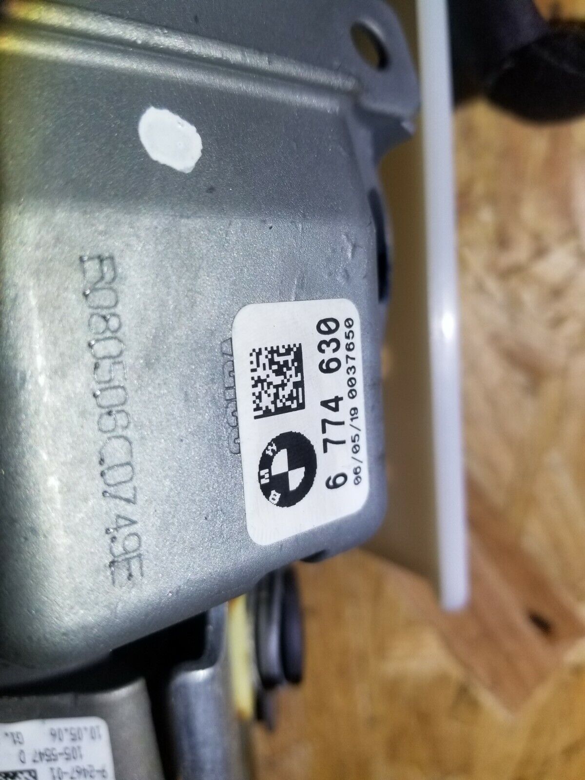 2004-2007 BMW 530xi E60 AWD OEM Steering Column Assembly - Perfect for DIY Repairs & Smooth Driving Experience