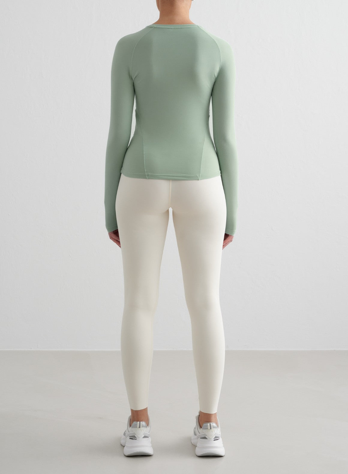 Aqua Soft Basic Long Sleeve T-Shirt for Men - Comfortable Cotton Crewneck Shirt - Casual Wear, Workout & Layering Essential