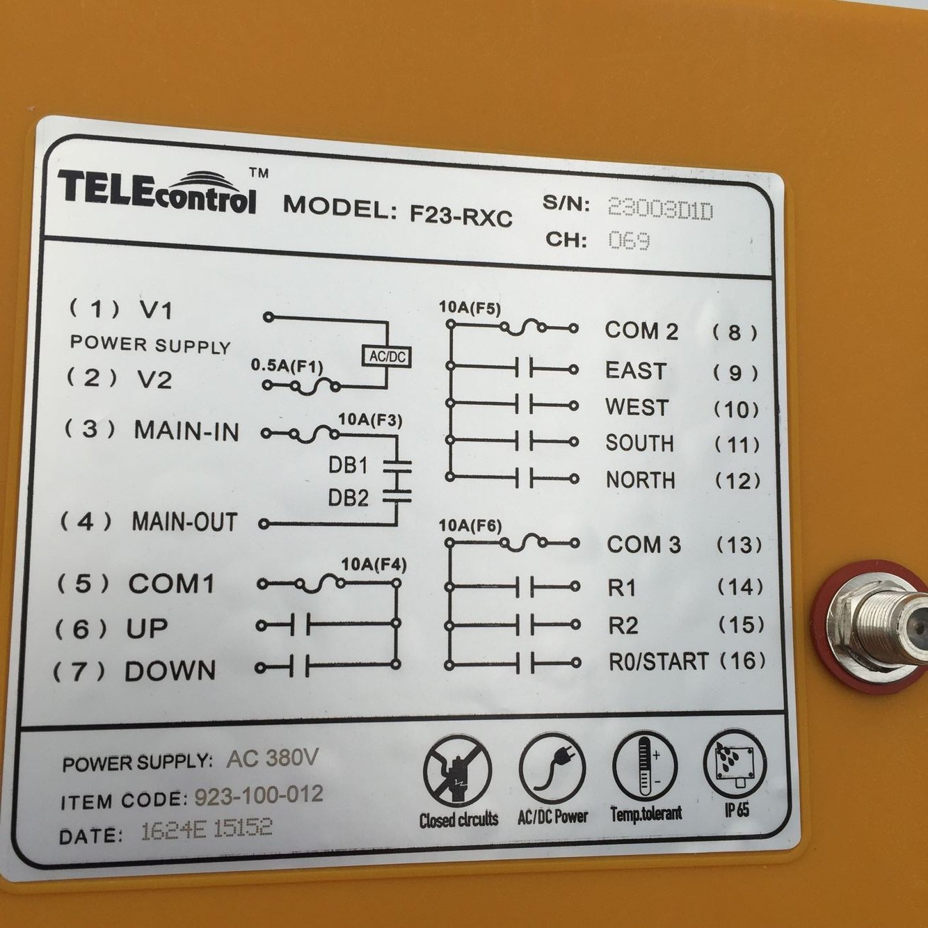 Industrial Wireless Remote Control for Hoist Crane - F23-A++ Push Button Switch with 2 Transmitters & 1 Receiver (220V/380V AC Optional) - Perfect for Construction Sites, Warehouses, and Heavy Lifting Operations